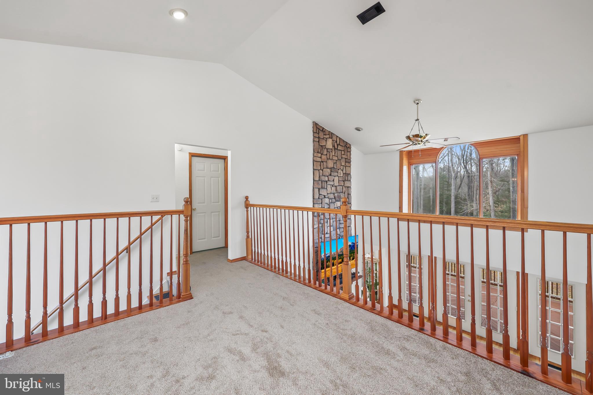 FARMER FAMILY - Residential