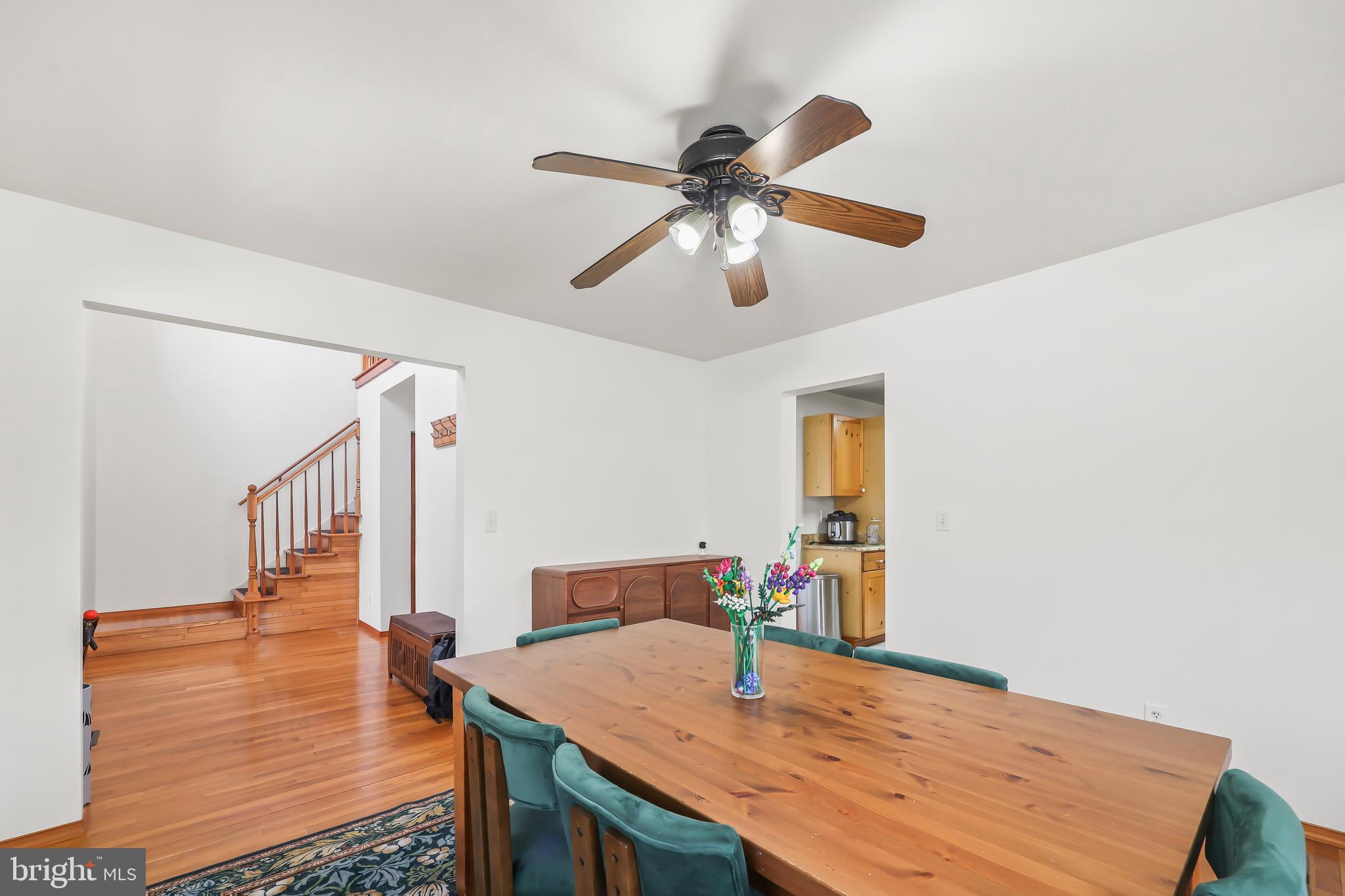 FARMER FAMILY - Residential