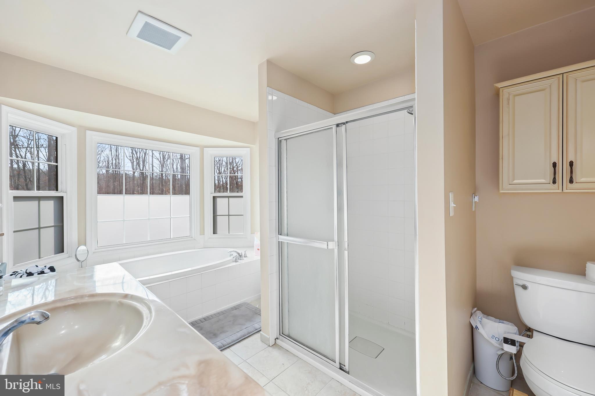 FARMER FAMILY - Residential