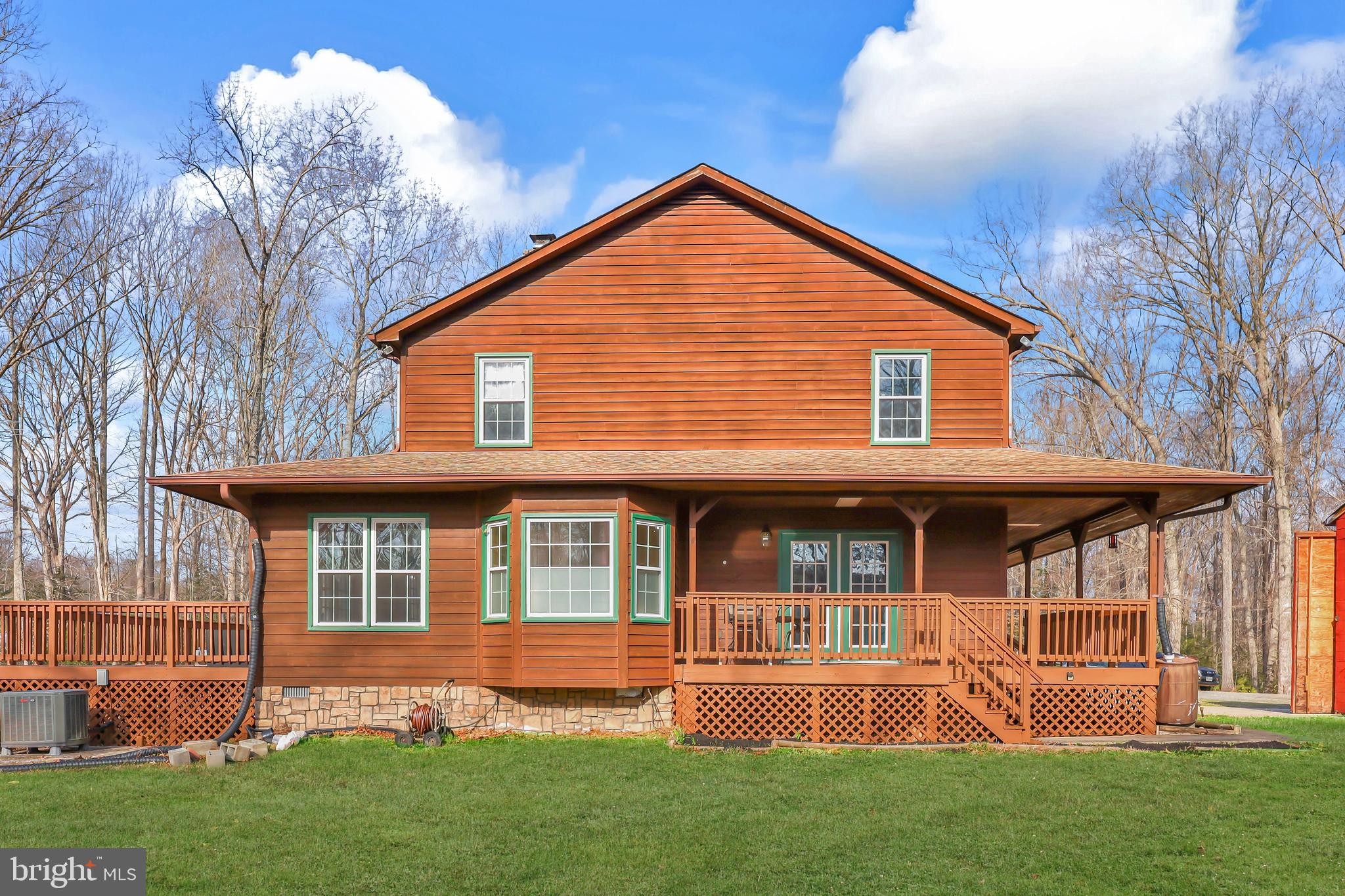 FARMER FAMILY - Residential