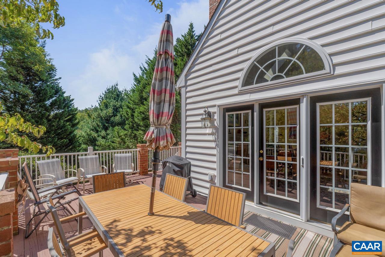 REDFIELDS - Residential