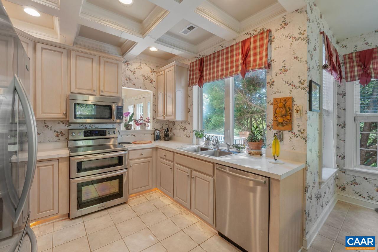 REDFIELDS - Residential