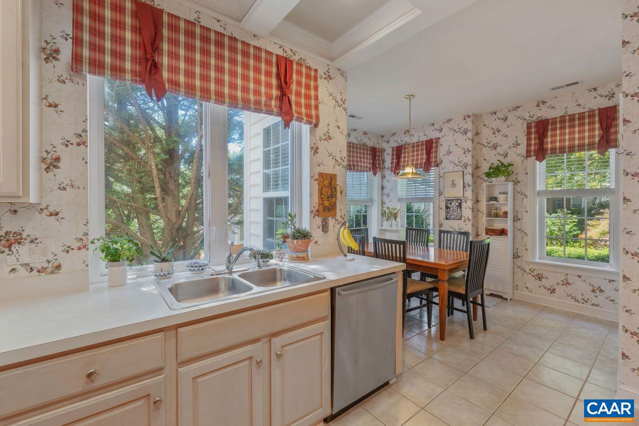 REDFIELDS - Residential