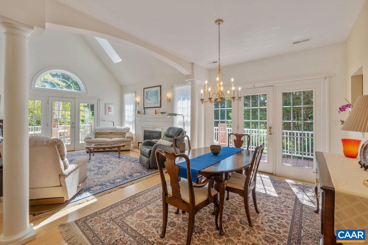 REDFIELDS - Residential