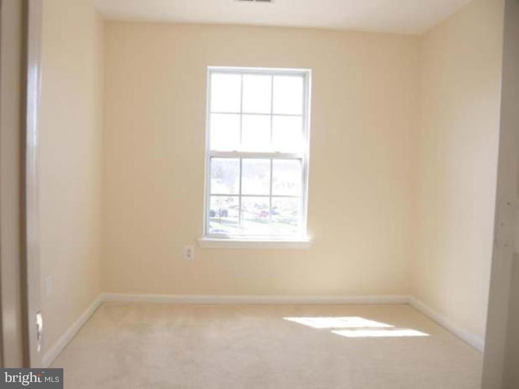 THE WOODYARD PLAT 1> - Residential Lease