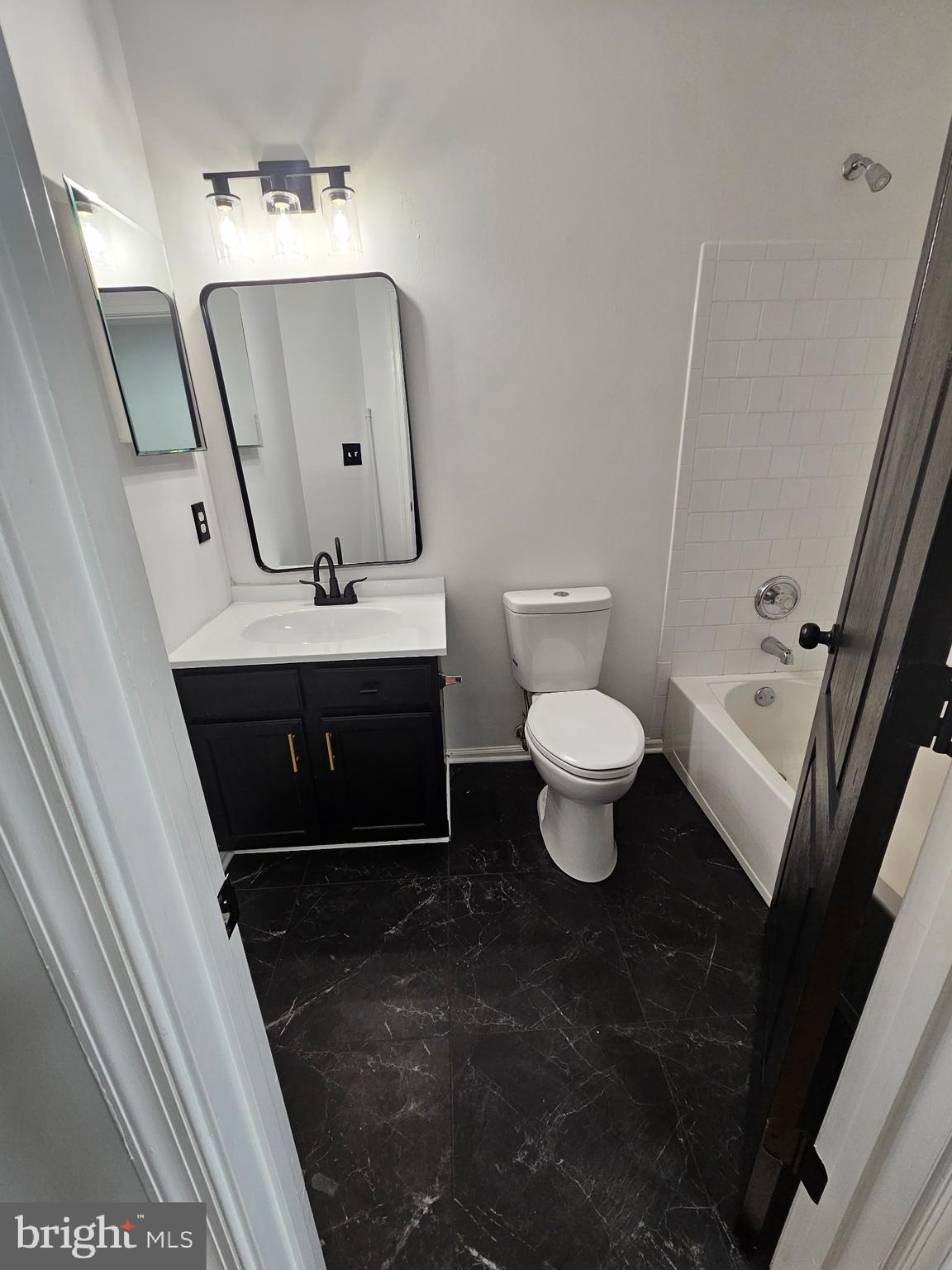 THE WOODYARD PLAT 1> - Residential Lease