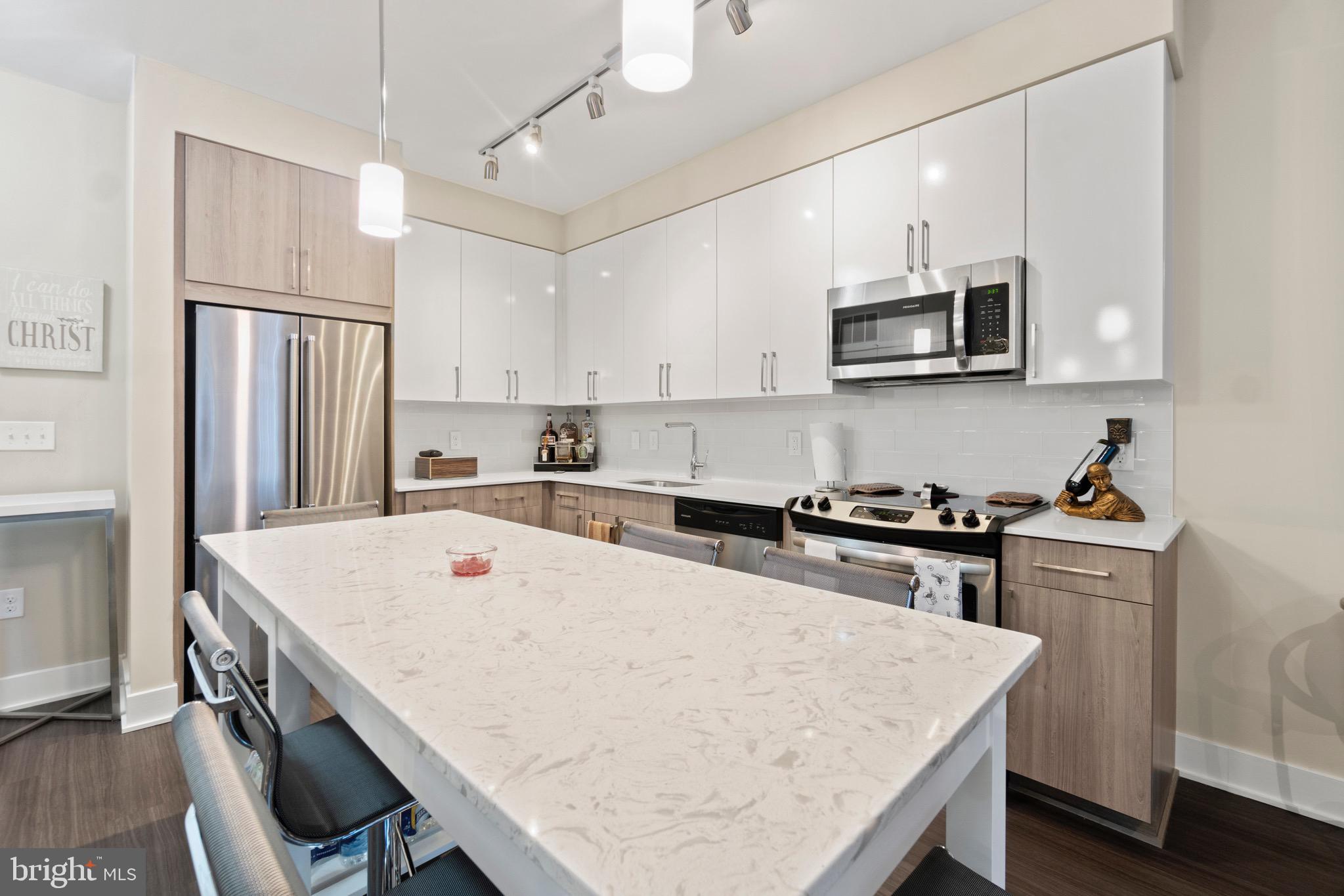 NATIONAL HARBOR - Residential Lease