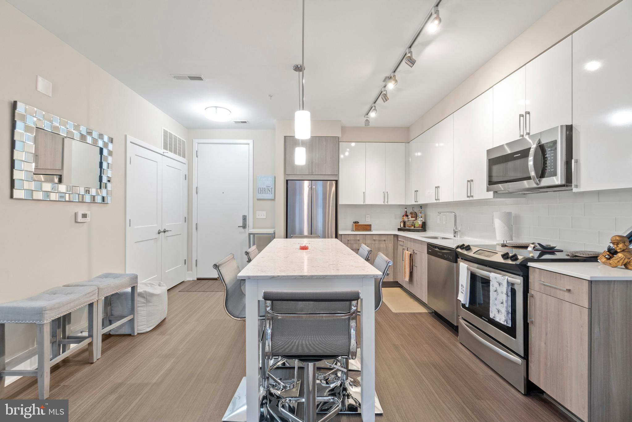 NATIONAL HARBOR - Residential Lease