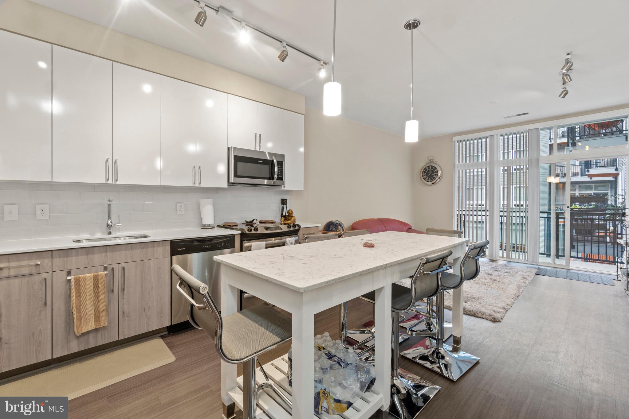 NATIONAL HARBOR - Residential Lease