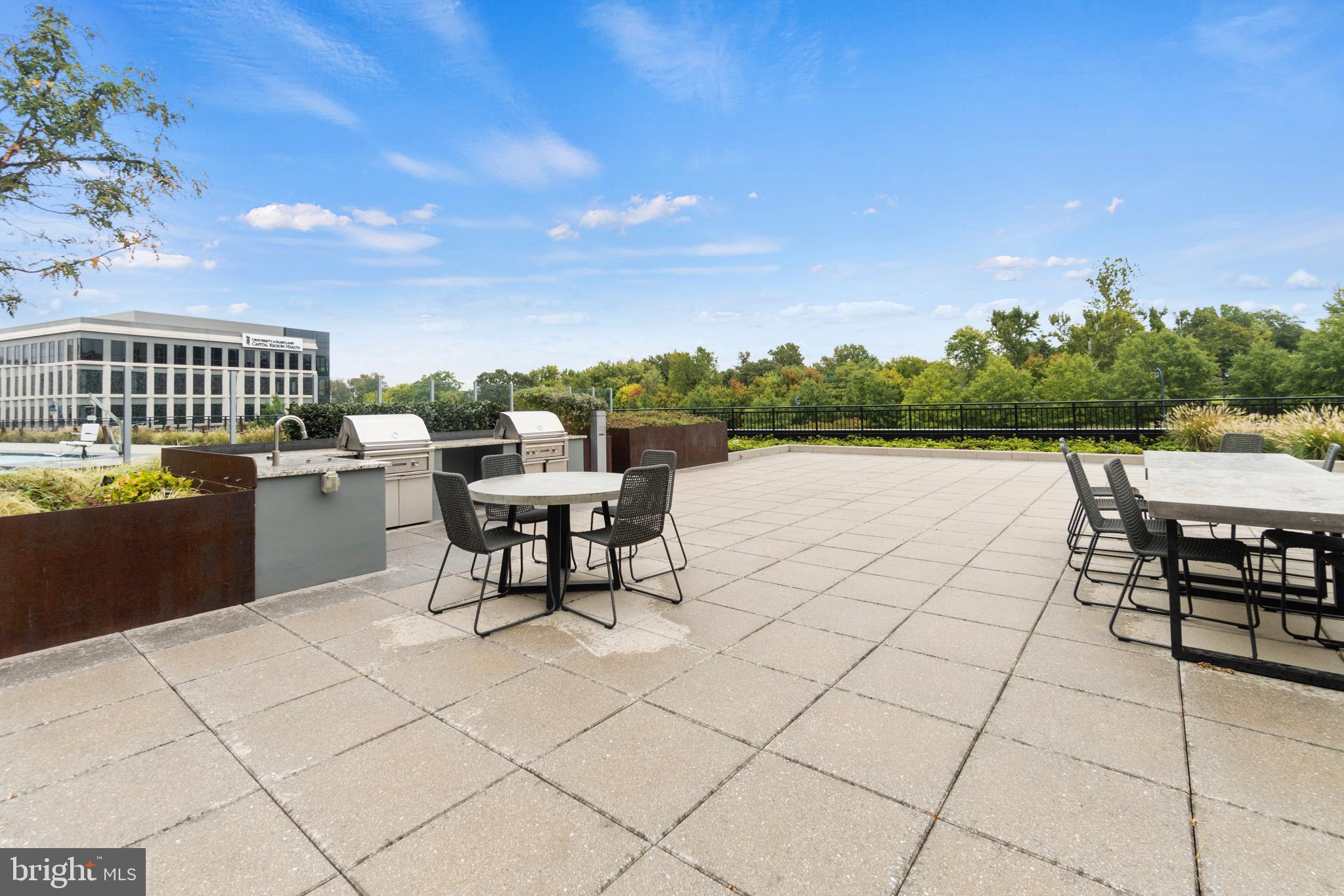 NATIONAL HARBOR - Residential Lease