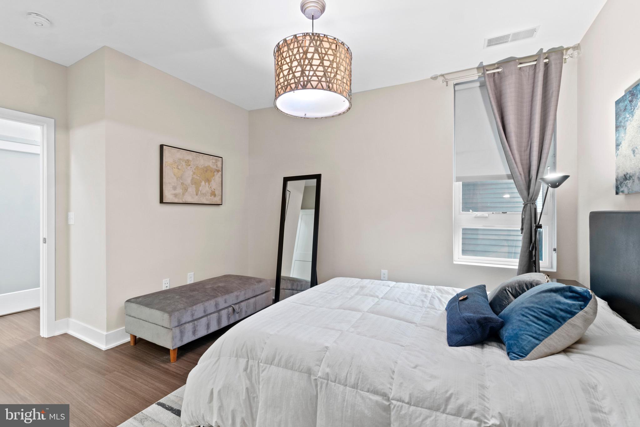 NATIONAL HARBOR - Residential Lease