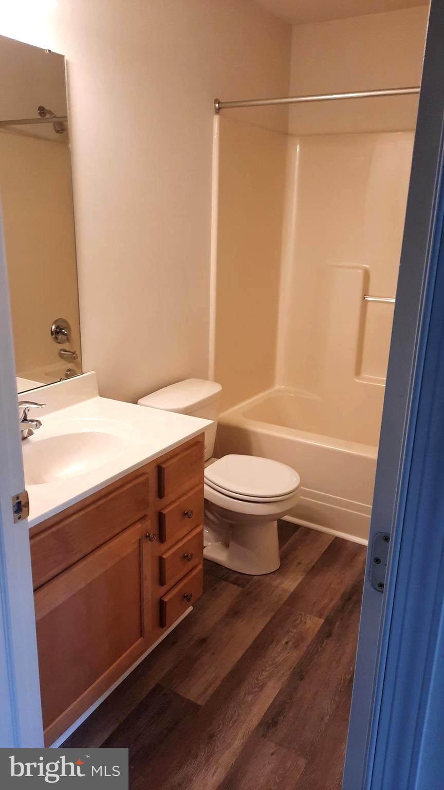 SILVER CREEK - Residential Lease