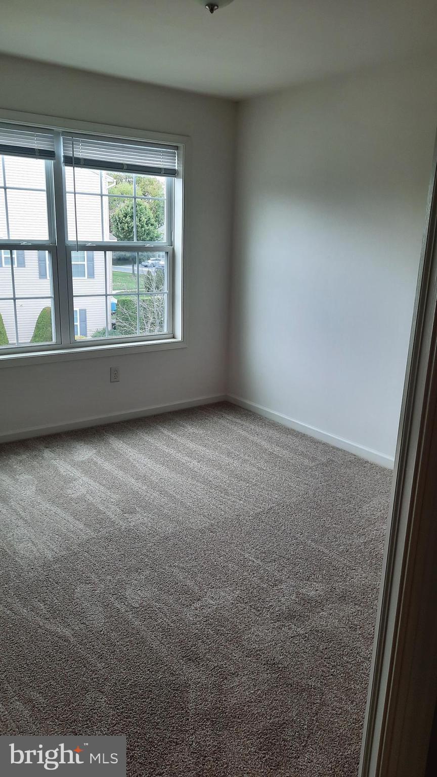 SILVER CREEK - Residential Lease