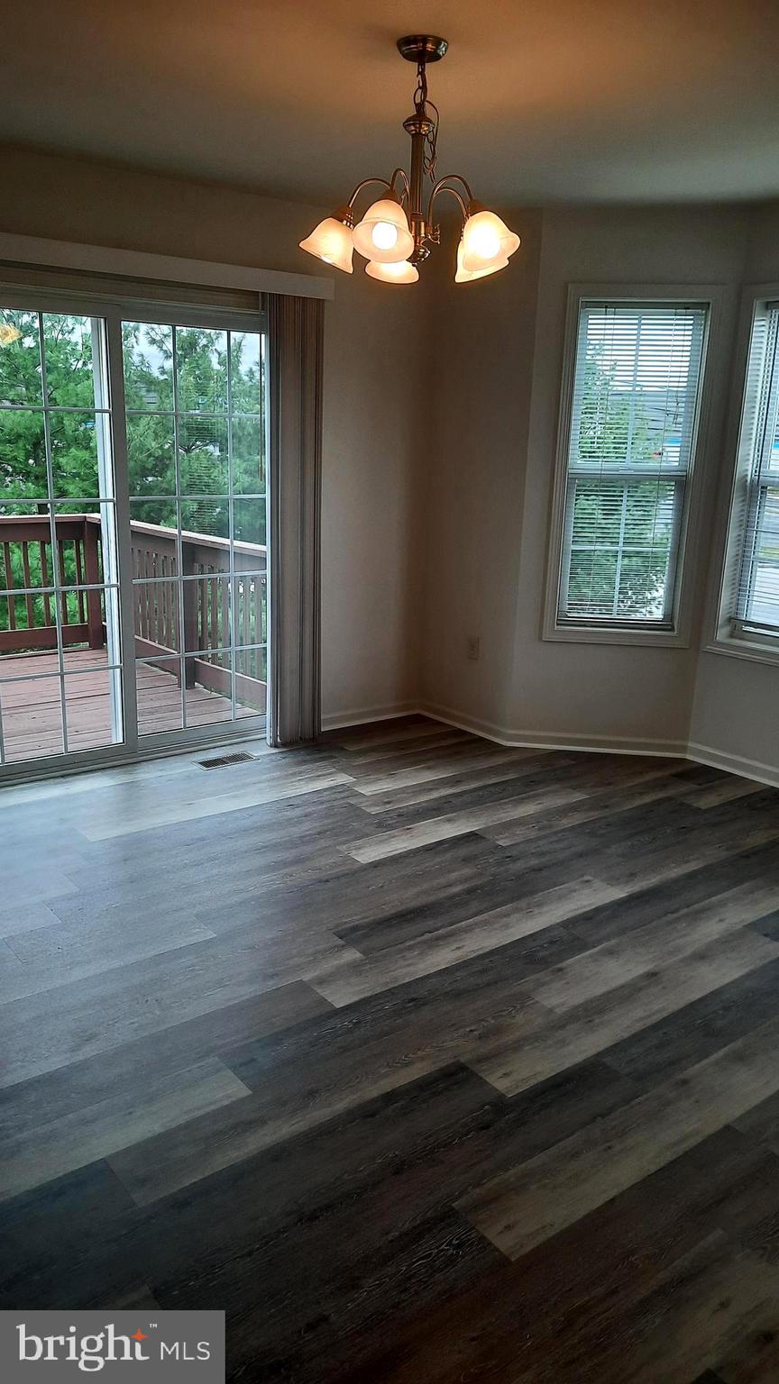 SILVER CREEK - Residential Lease