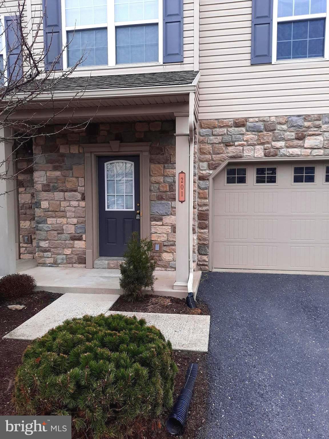 SILVER CREEK - Residential Lease