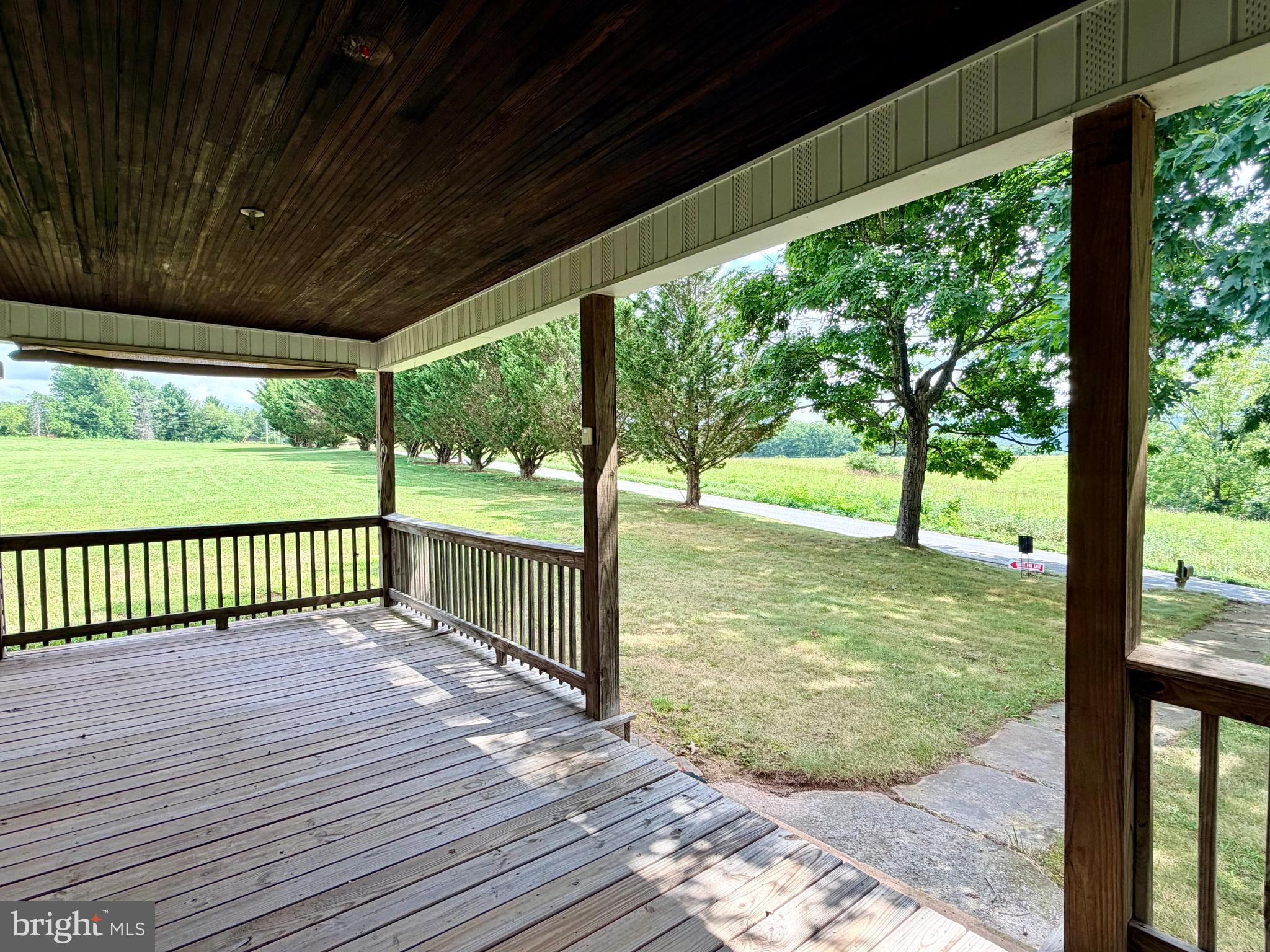 3985 FAIRVIEW ROAD