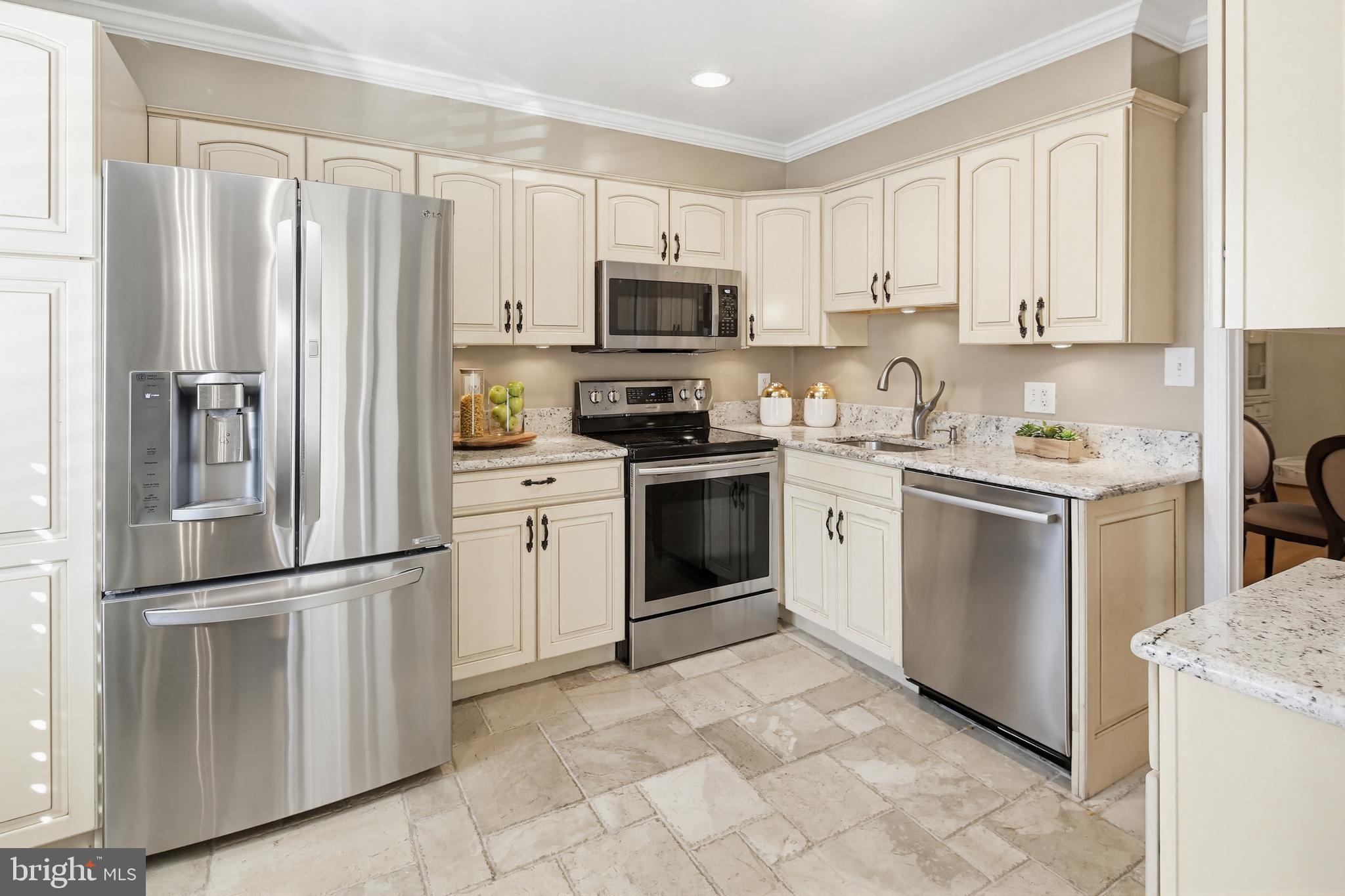 BETHESDA COURT - Residential