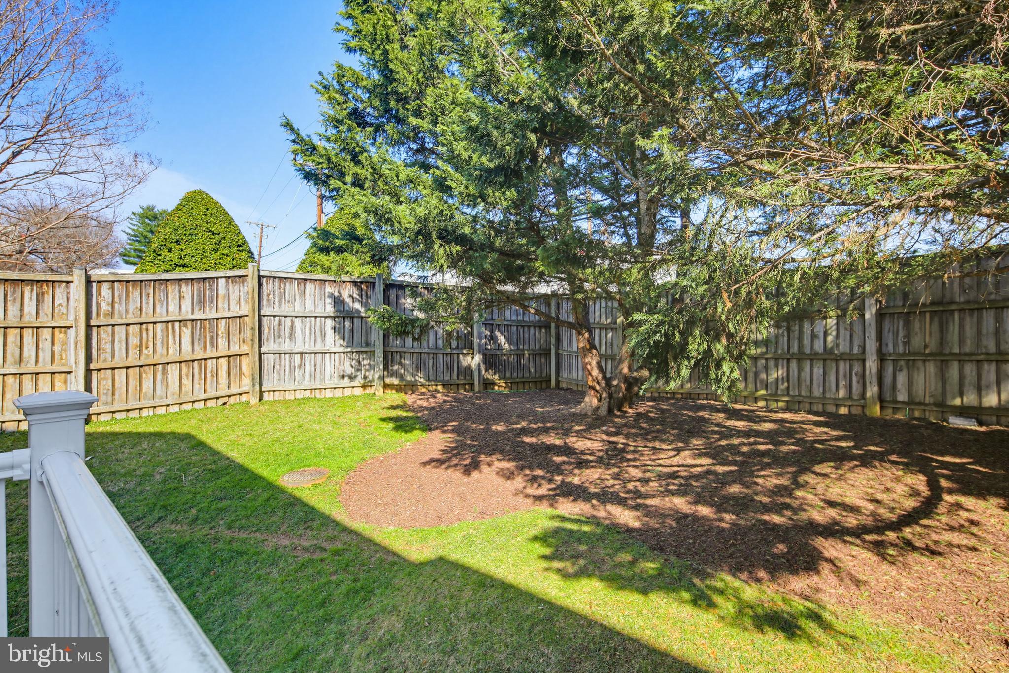 BETHESDA COURT - Residential