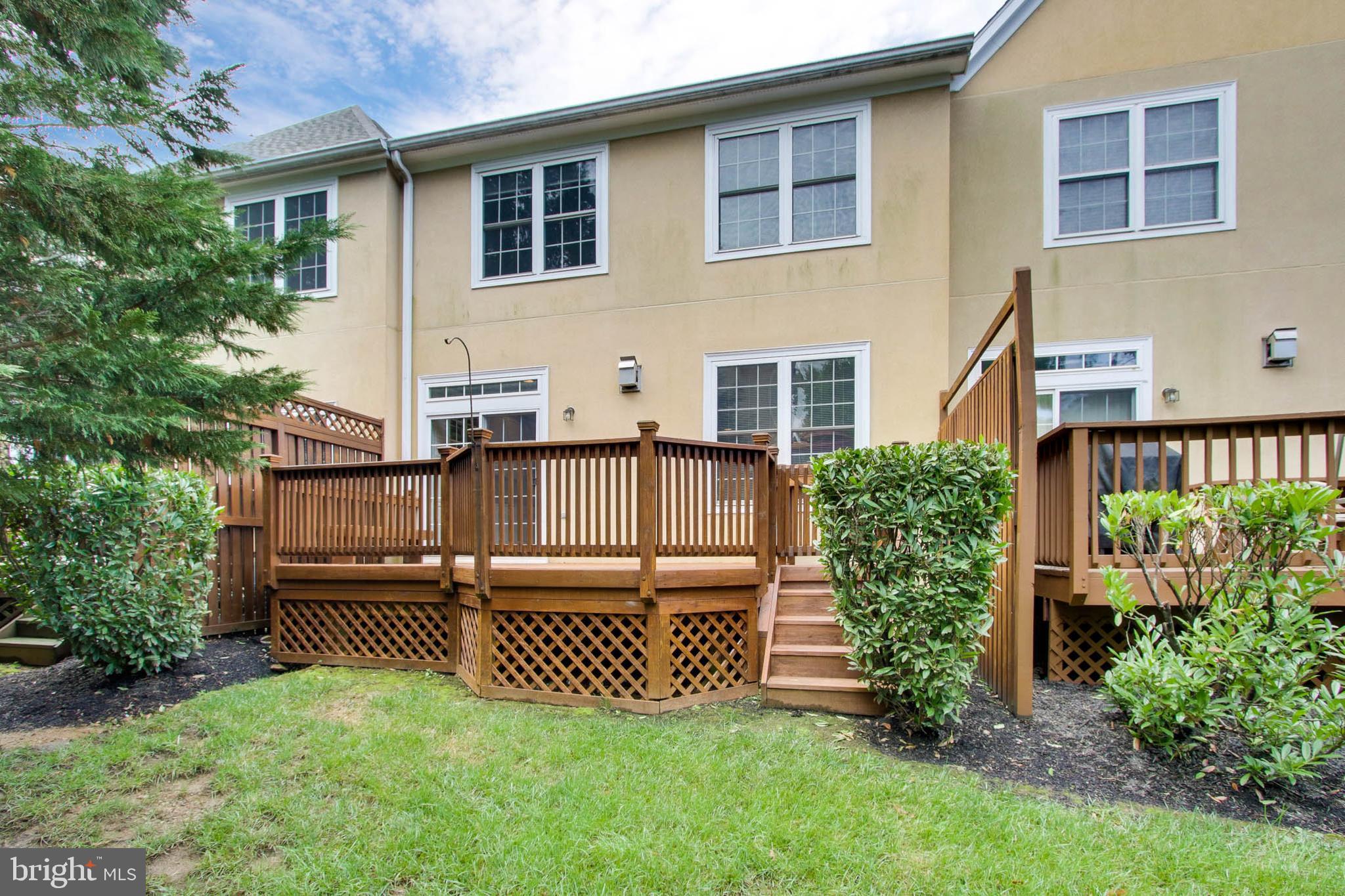 GREY ROCK VILLAS - Residential Lease