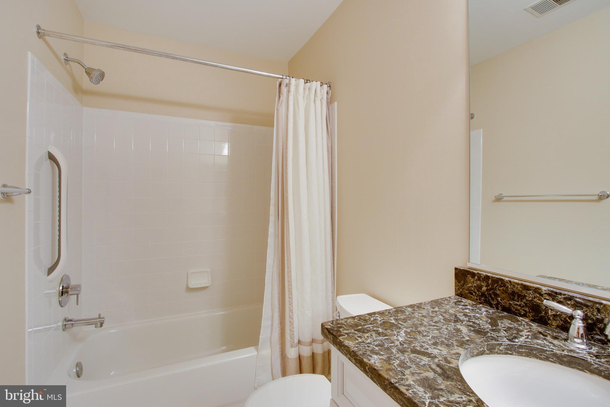 GREY ROCK VILLAS - Residential Lease