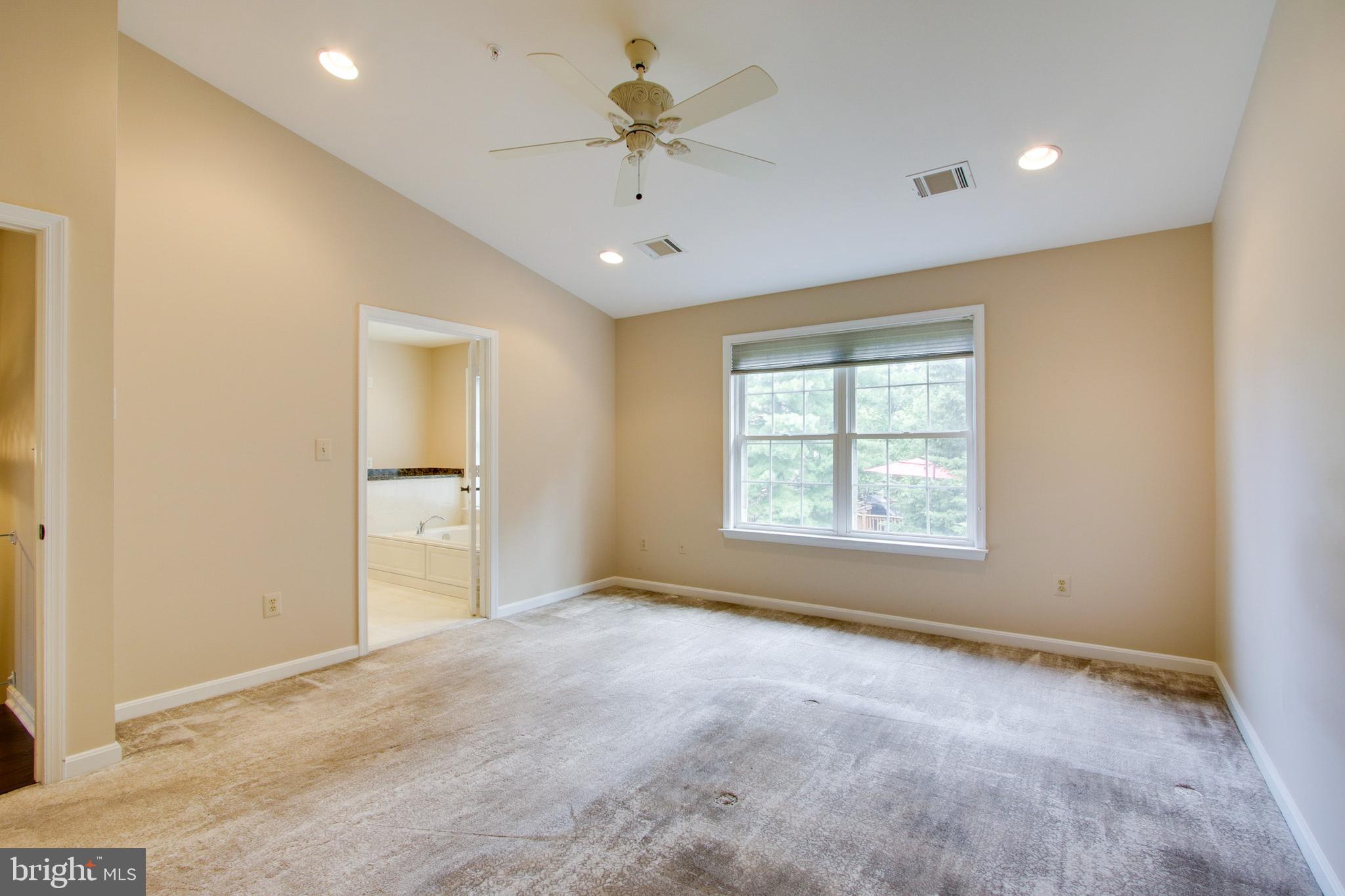 GREY ROCK VILLAS - Residential Lease