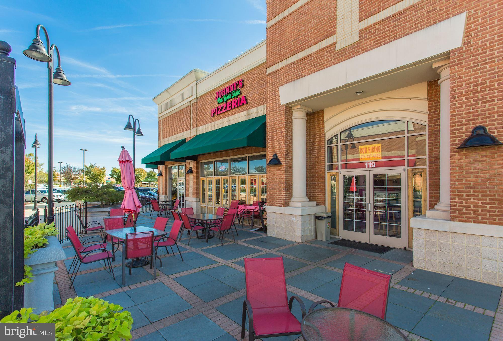 SIGNATURE AT BROADLANDS - Residential