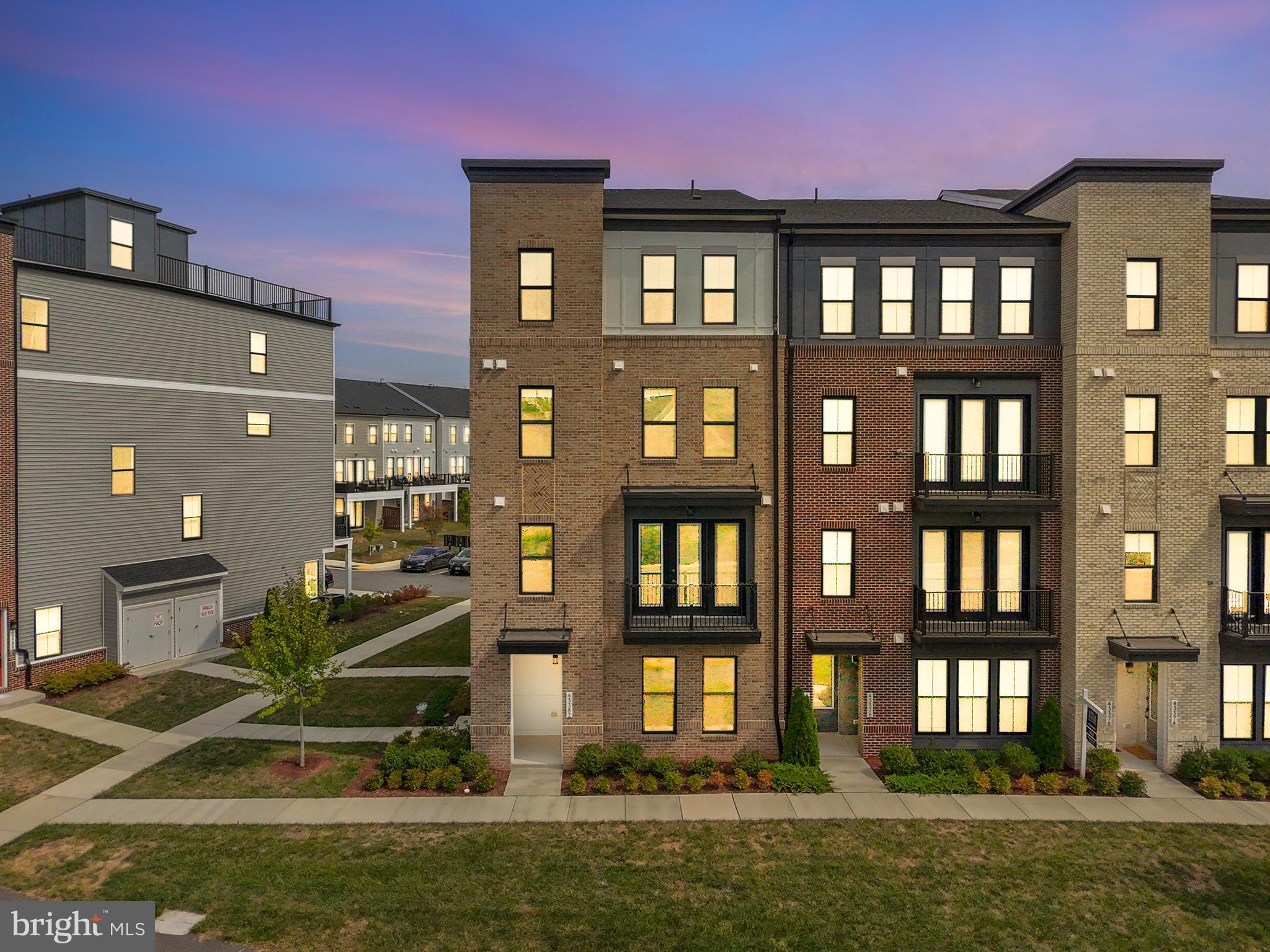 DEMOTT & SILVER - Residential