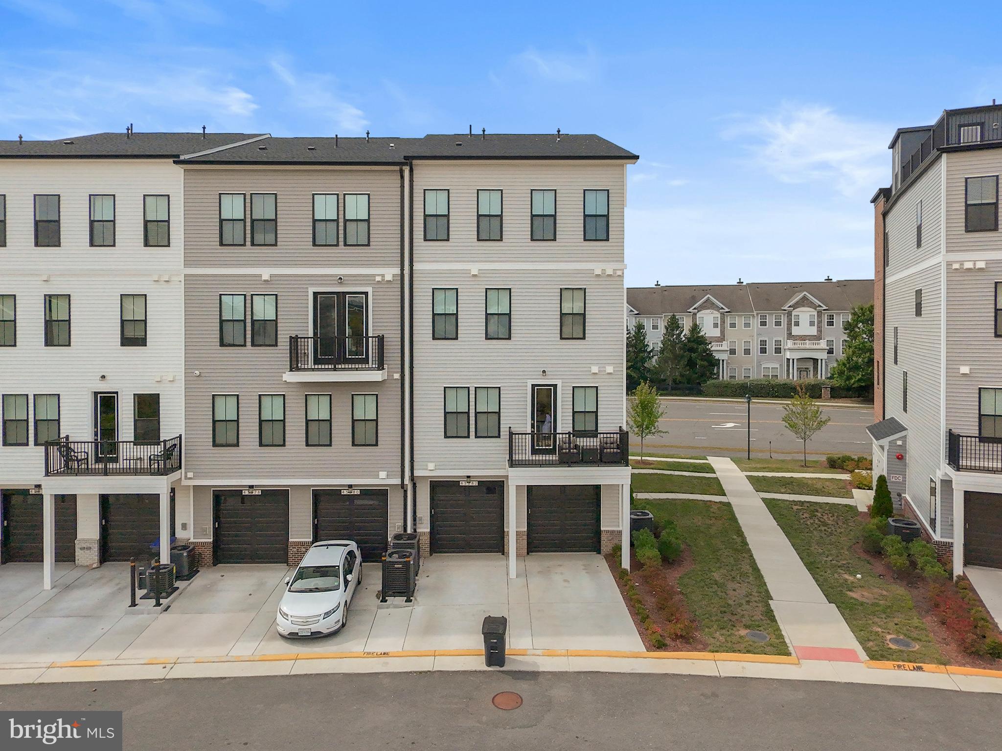 DEMOTT & SILVER - Residential