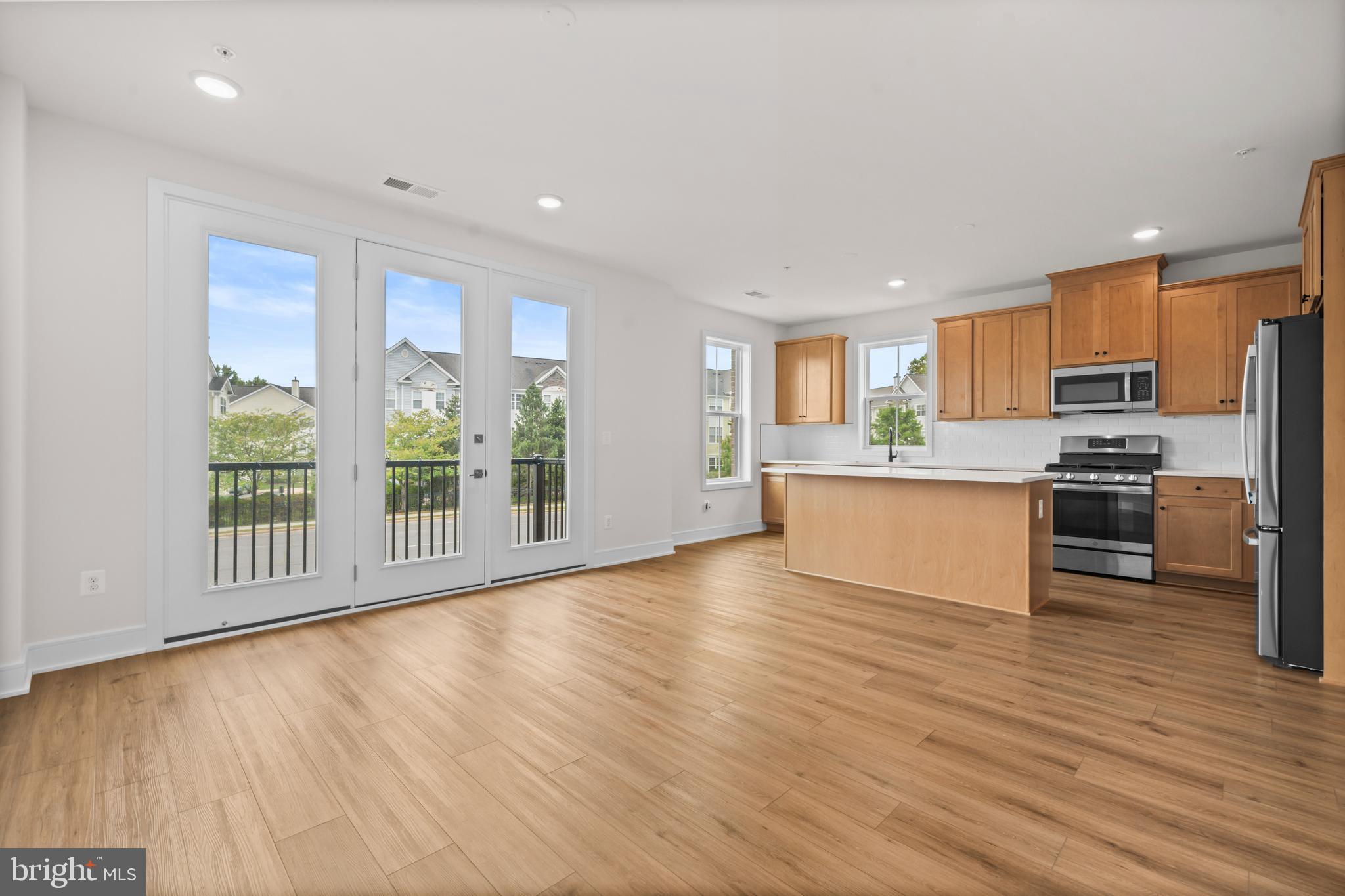 DEMOTT & SILVER - Residential