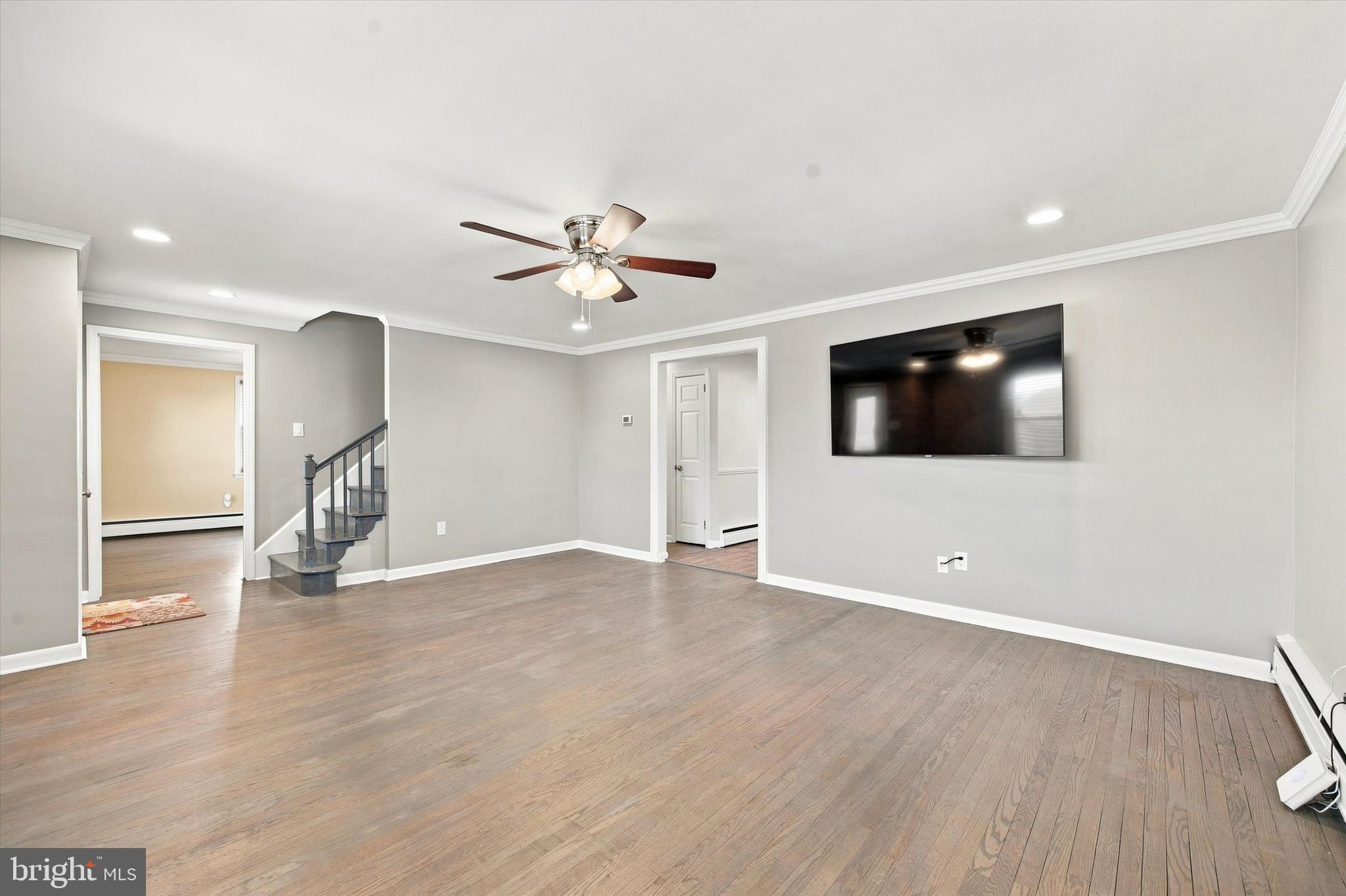 376 E 4TH STREET