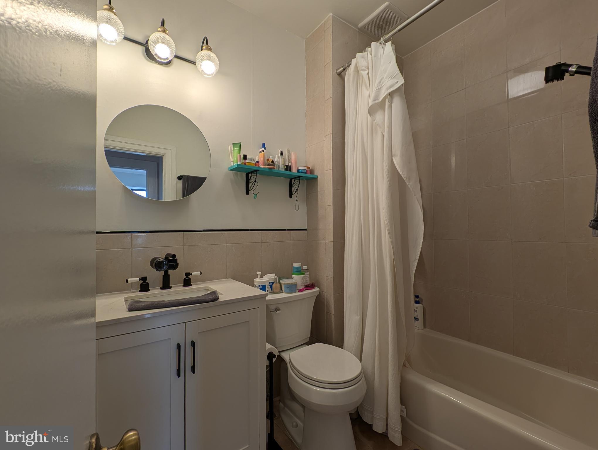 WASHINGTON SQ WEST - Residential Lease