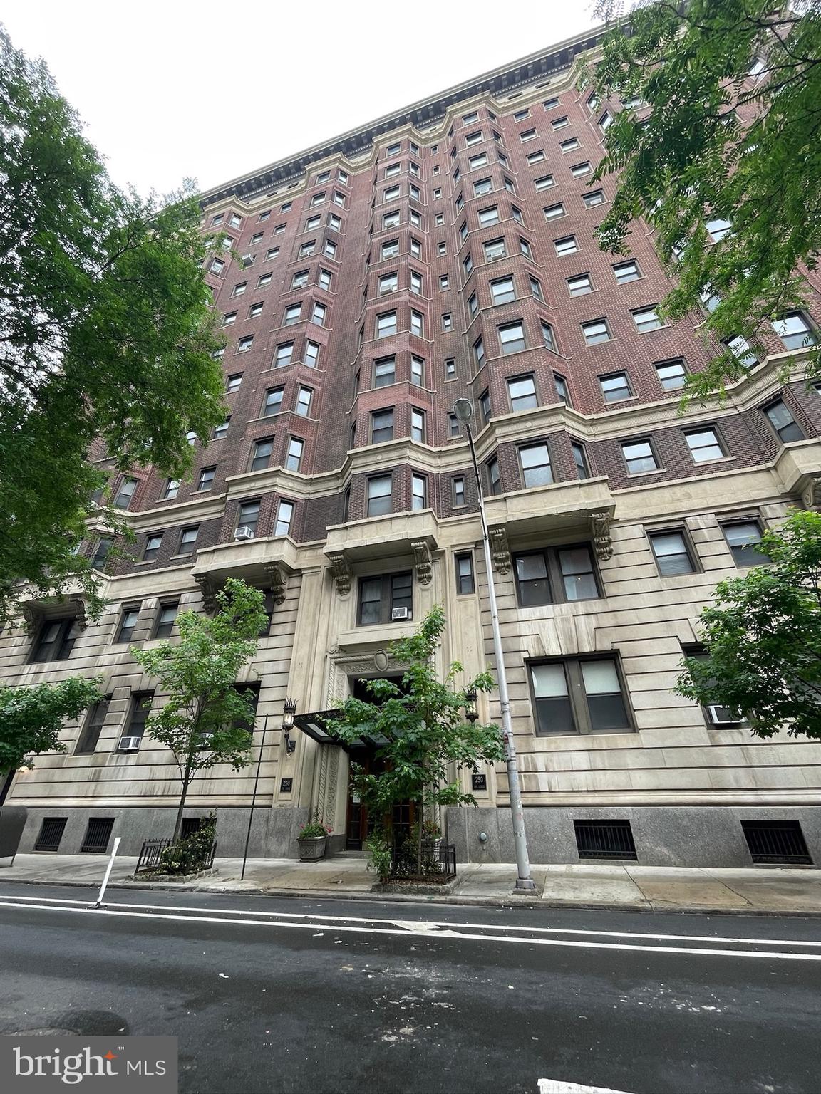 WASHINGTON SQ WEST - Residential Lease