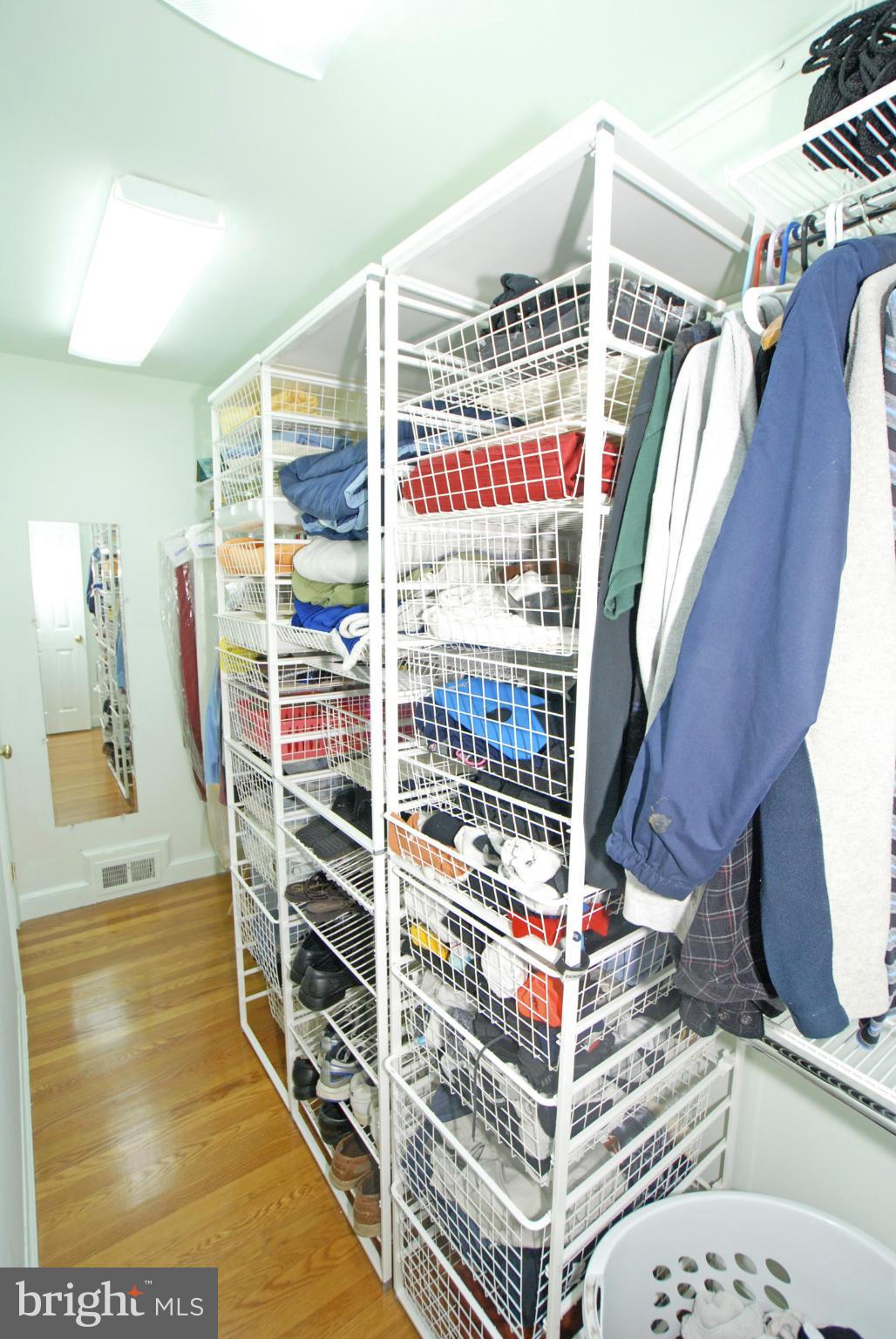 OLD FARM - Residential