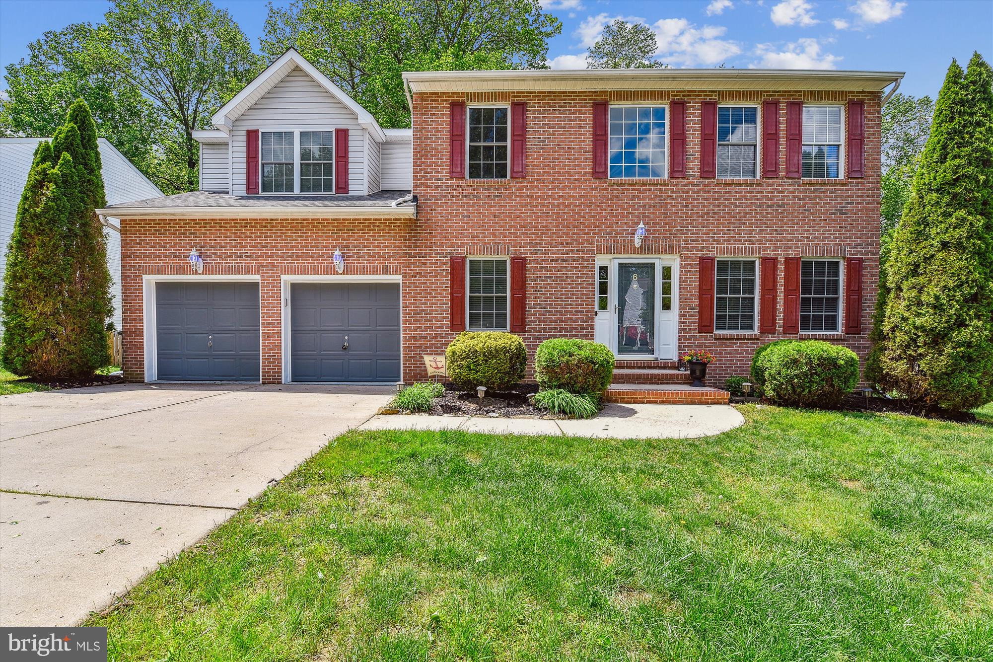 BROOK HILL MANOR - Residential