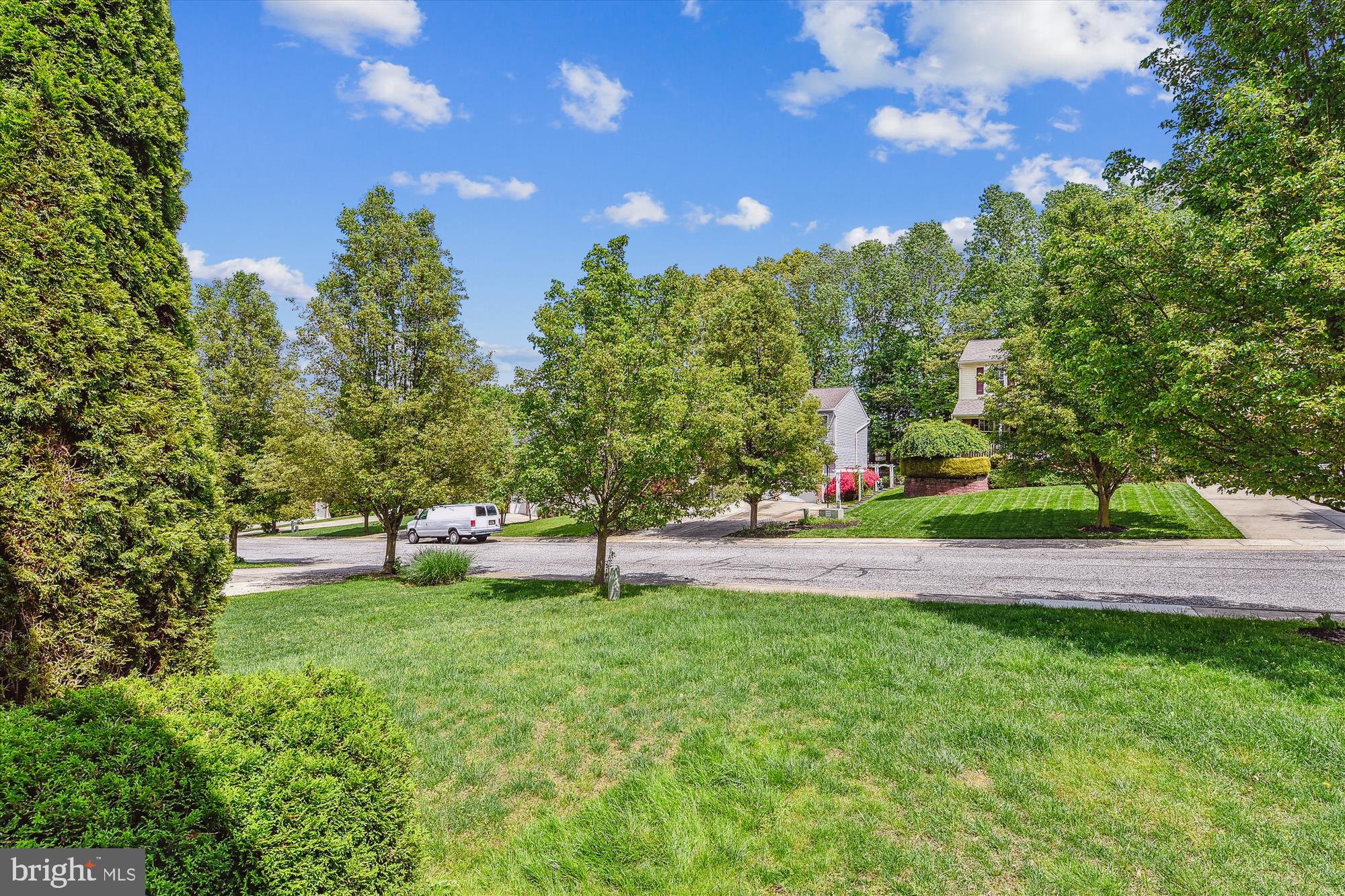 BROOK HILL MANOR - Residential