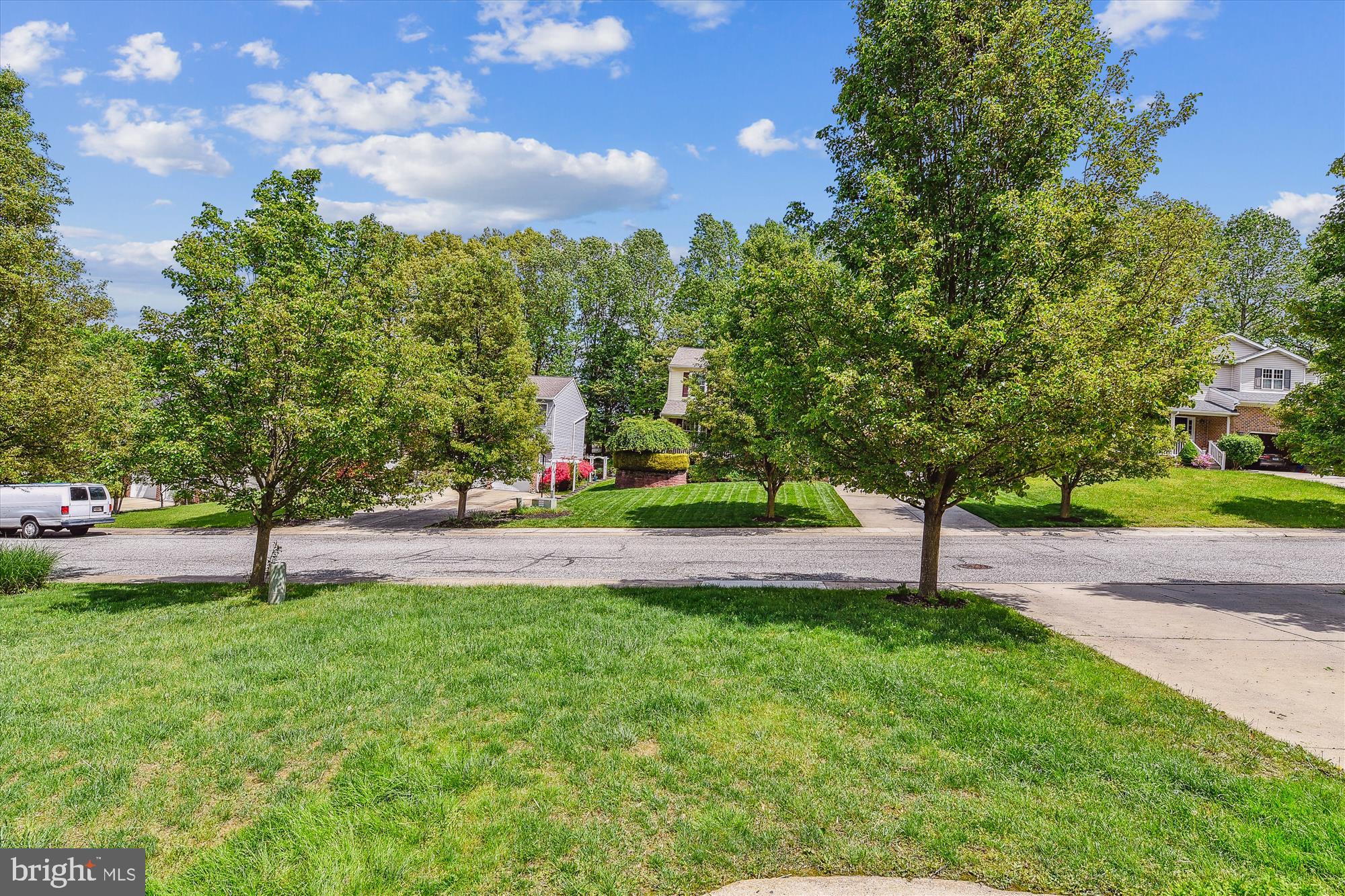 BROOK HILL MANOR - Residential