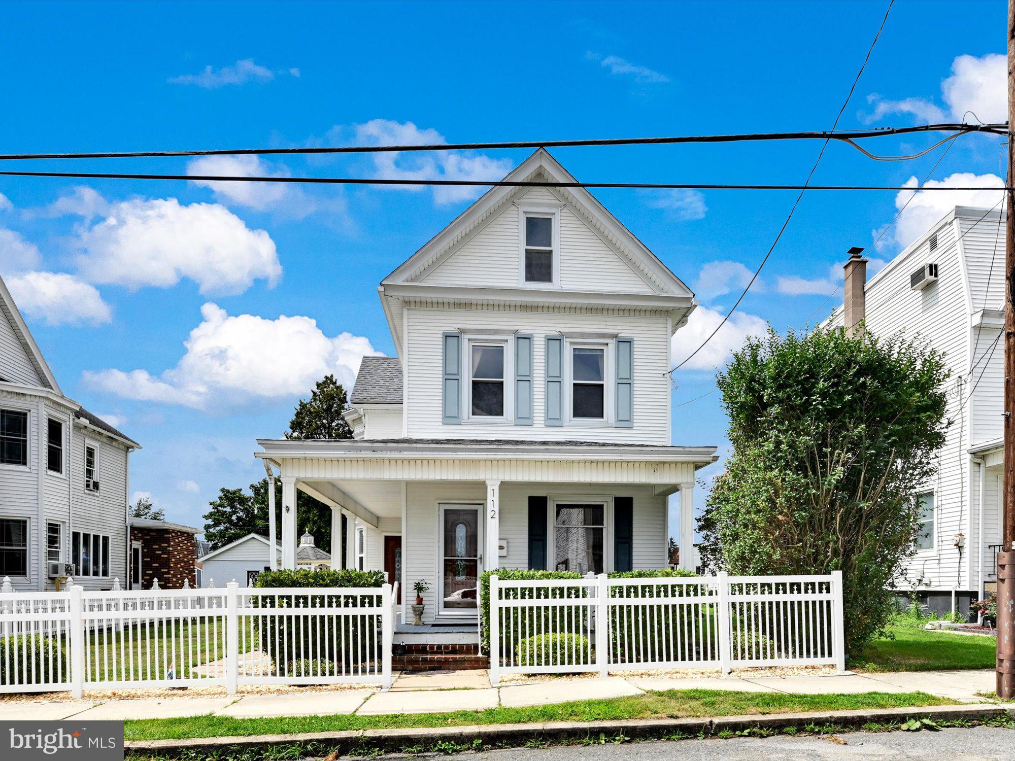 FRACKVILLE - Residential