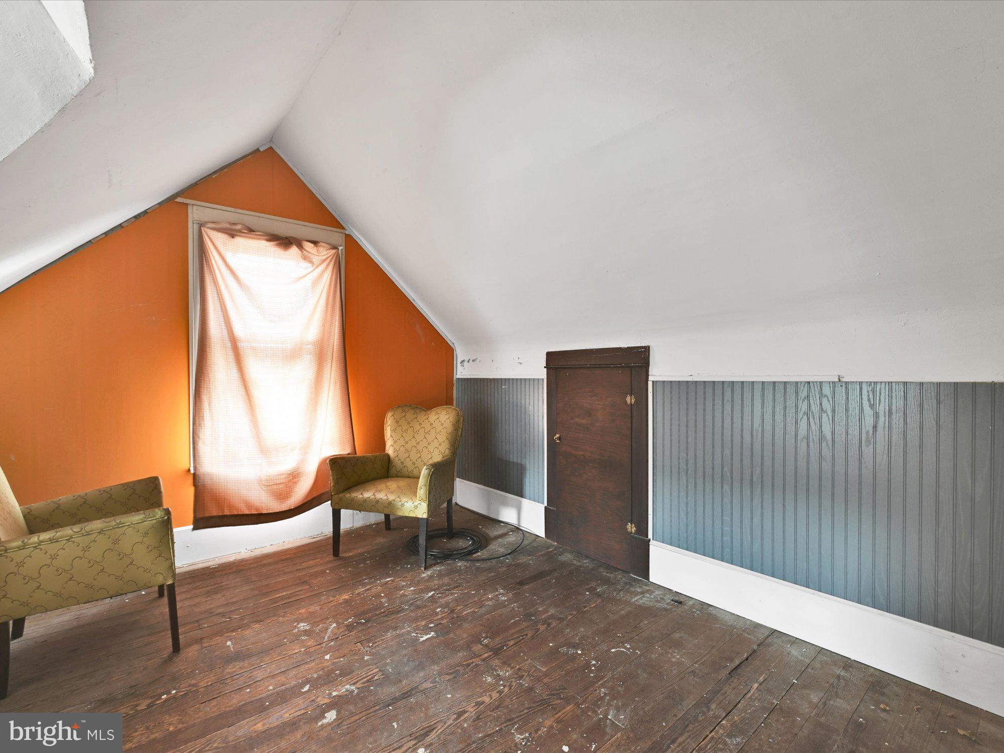 FRACKVILLE - Residential