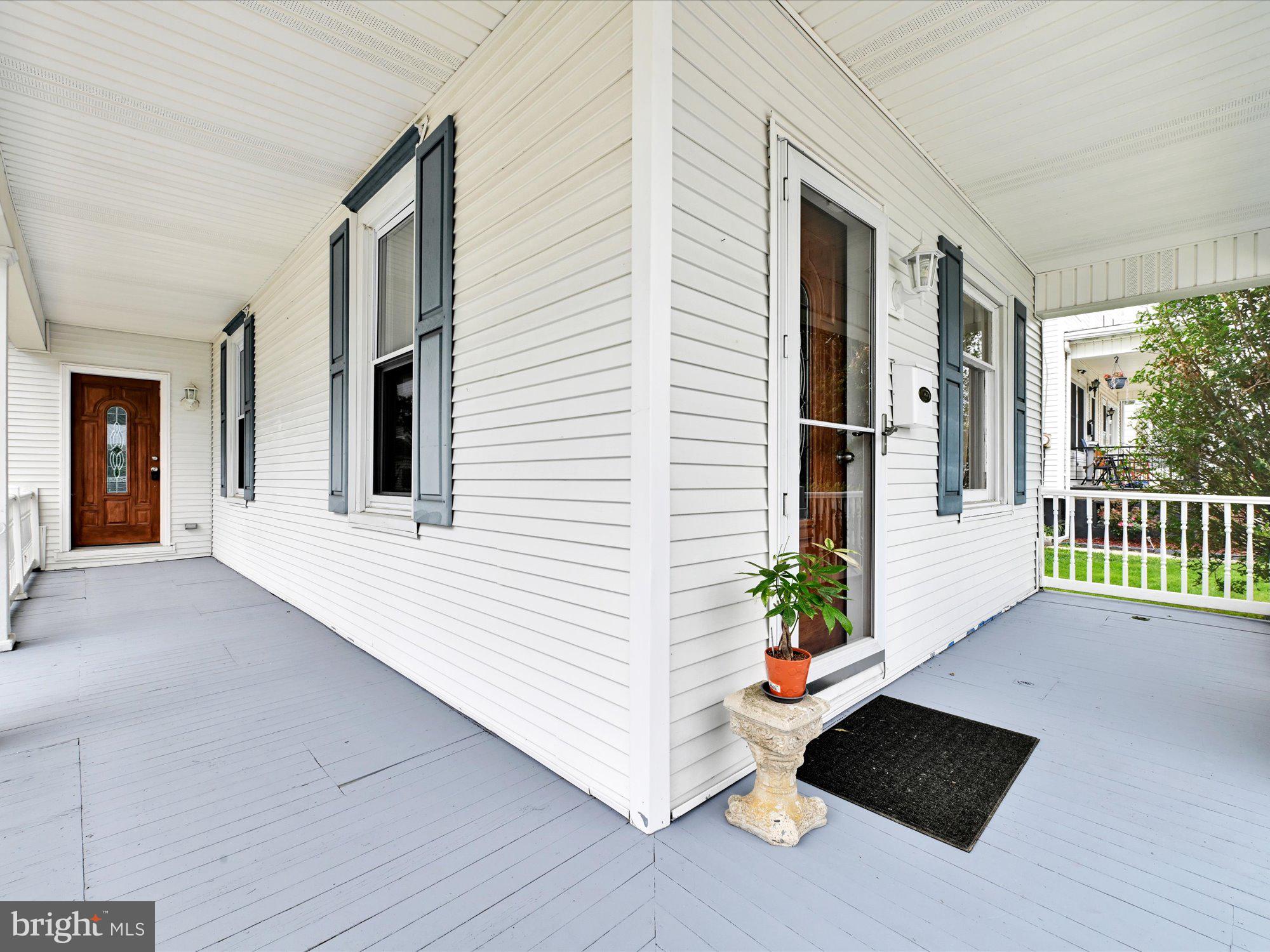 FRACKVILLE - Residential