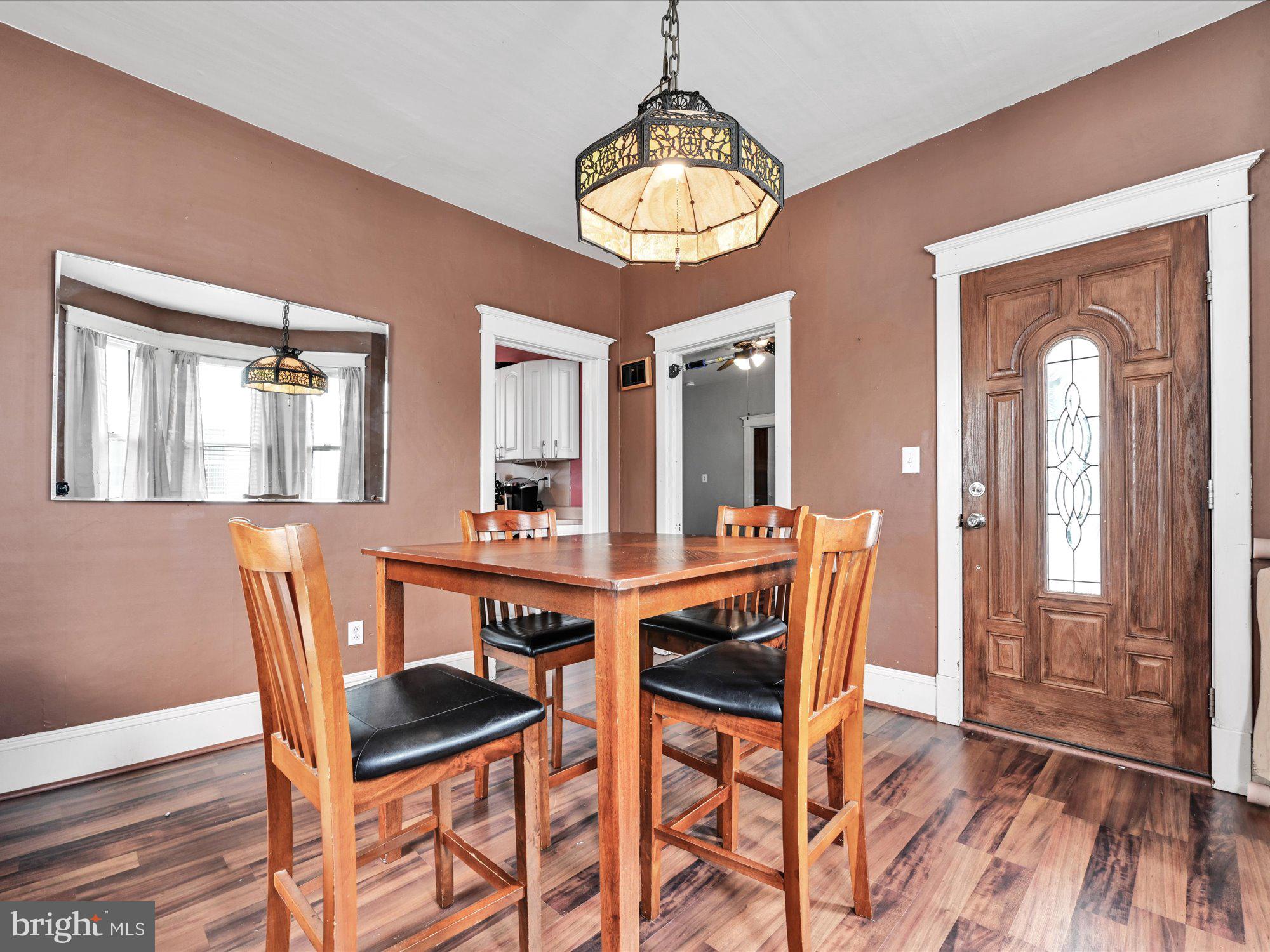 FRACKVILLE - Residential