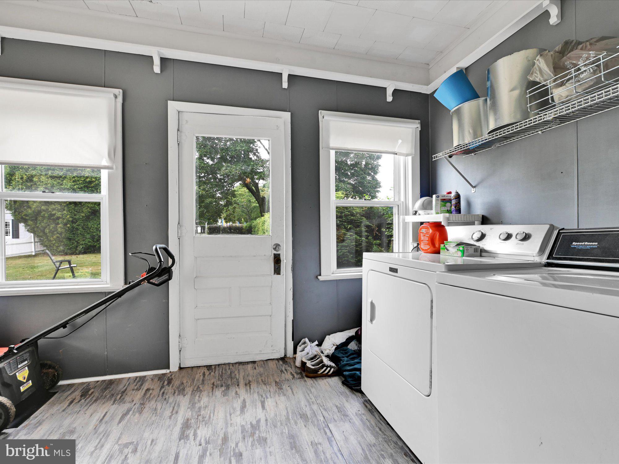 FRACKVILLE - Residential