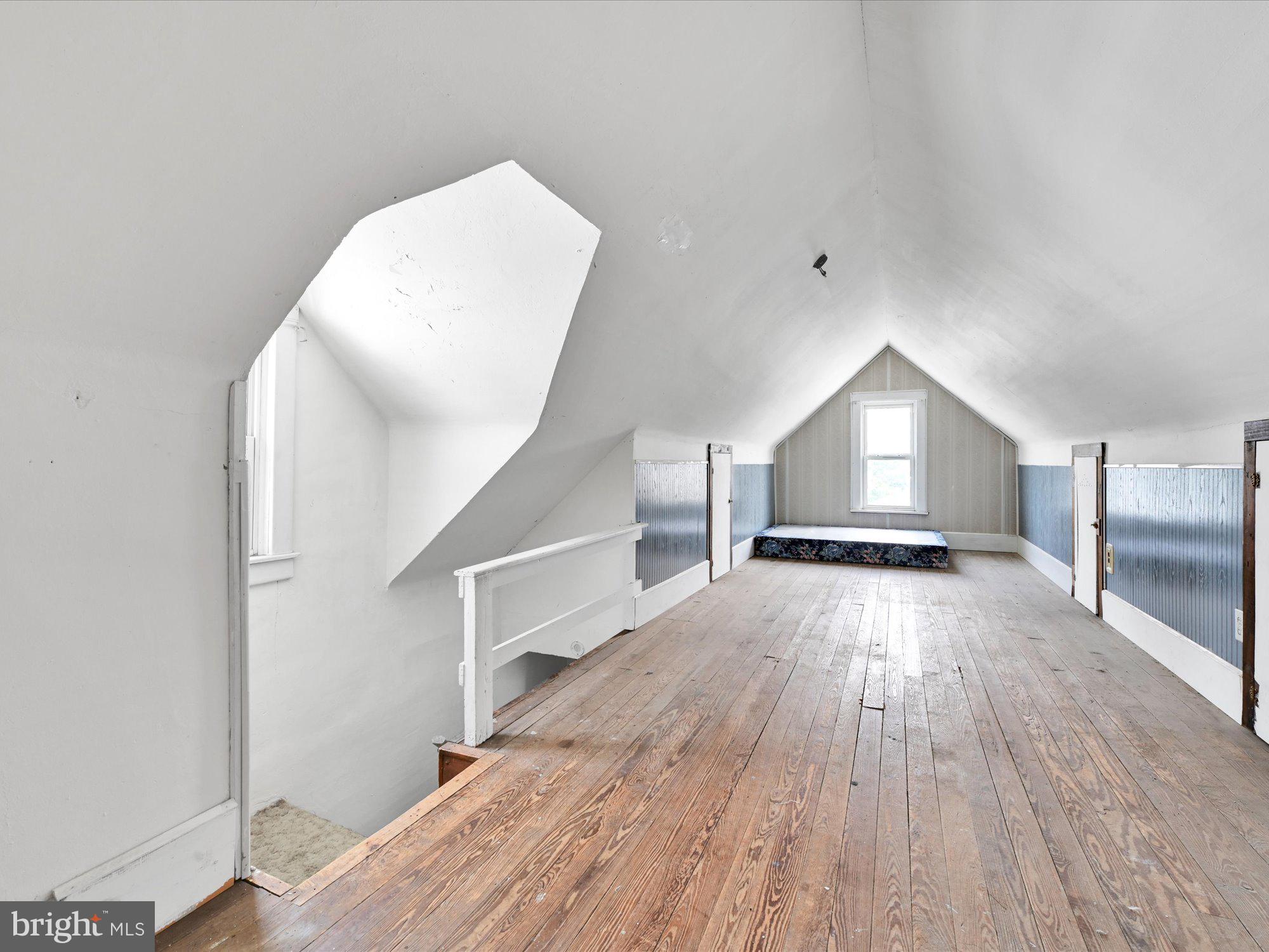 FRACKVILLE - Residential