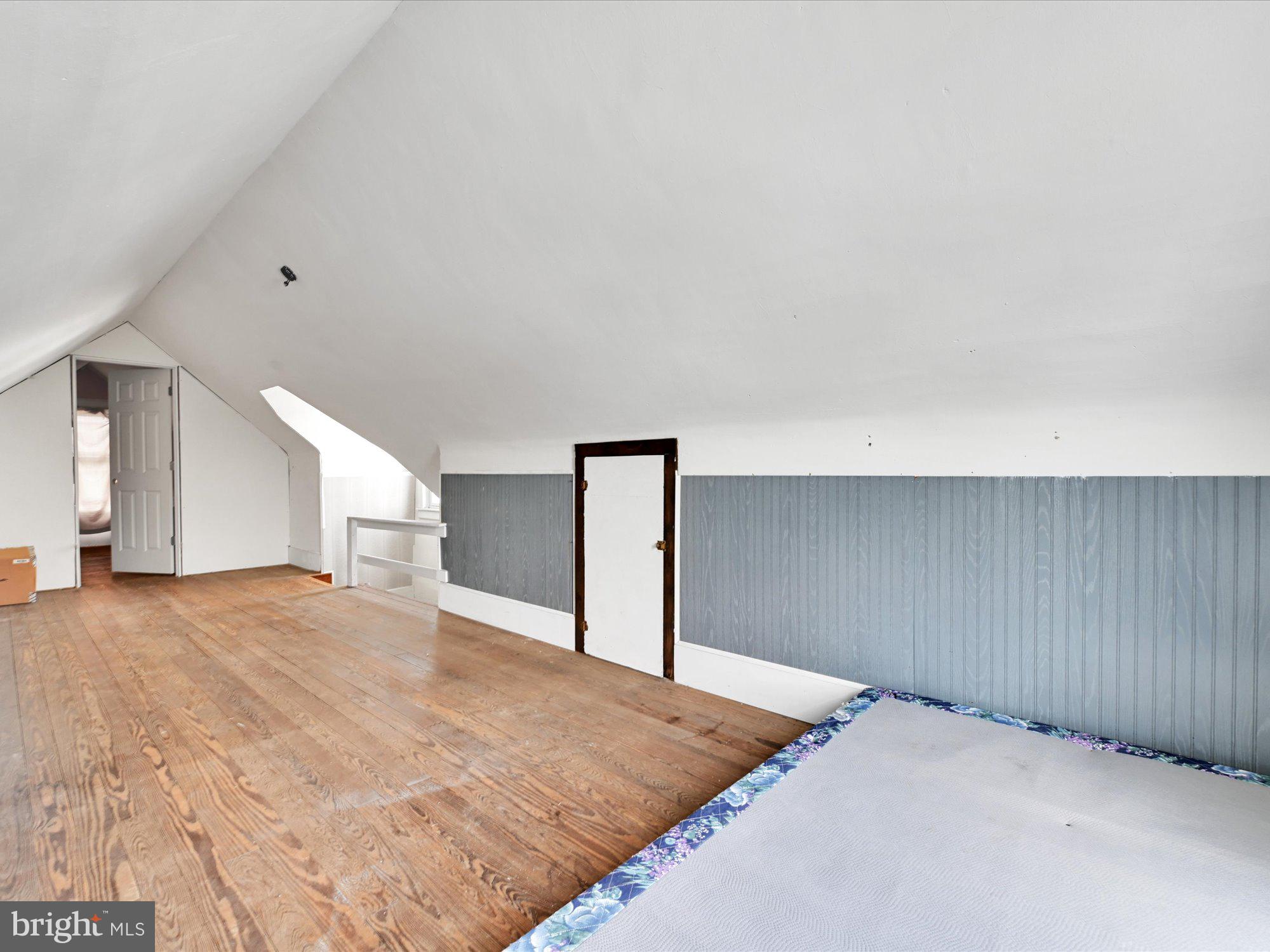 FRACKVILLE - Residential