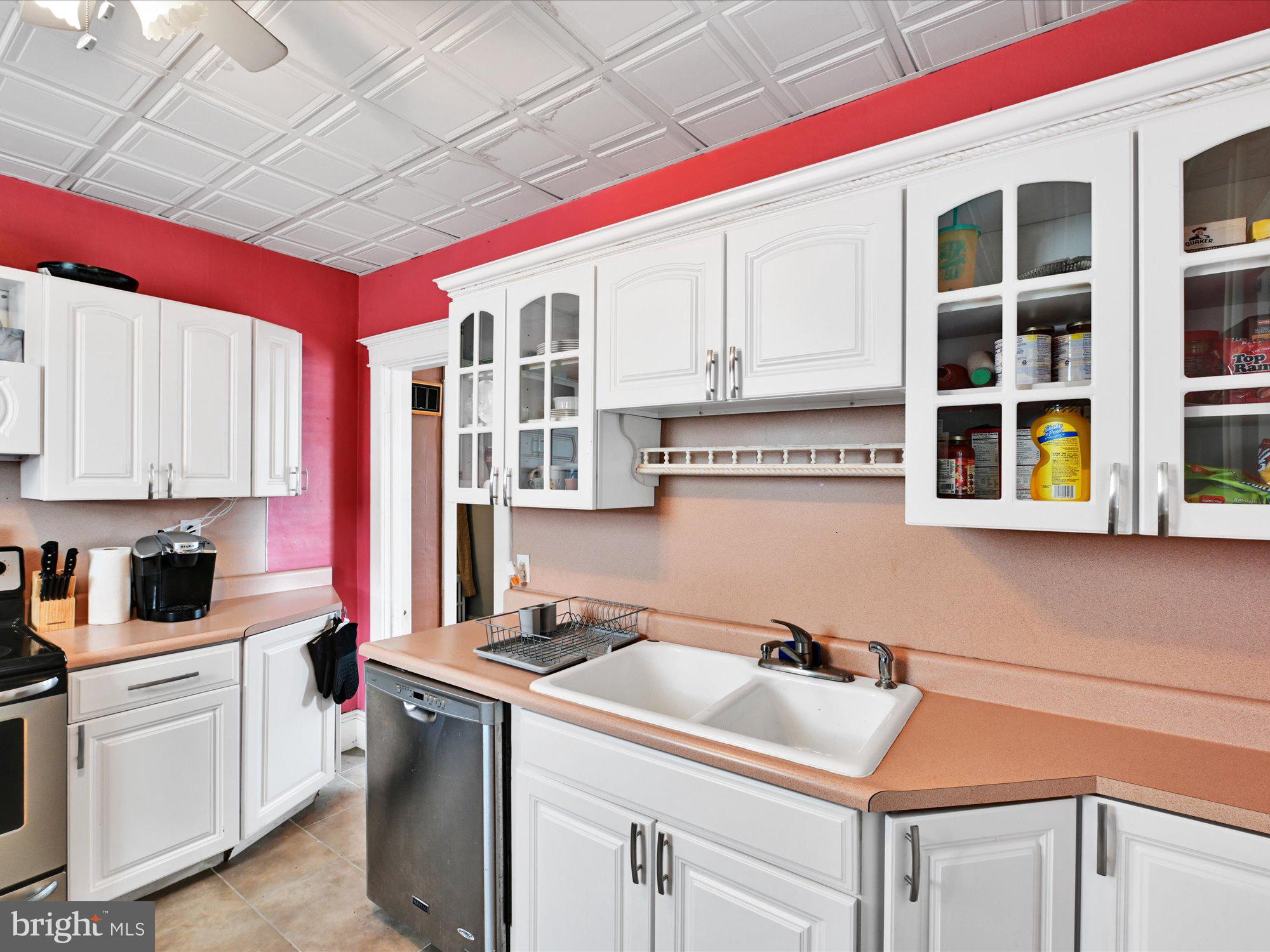 FRACKVILLE - Residential