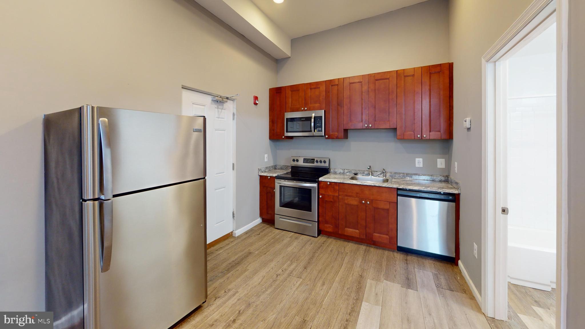 BARCLAY - GREENMOUNT - Residential Lease