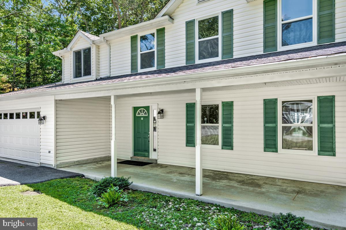 5817 MAGNOLIA CIRCLE
