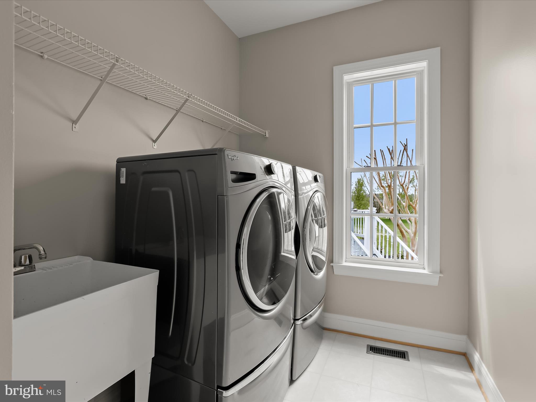 WELLINGTON WEST - Residential