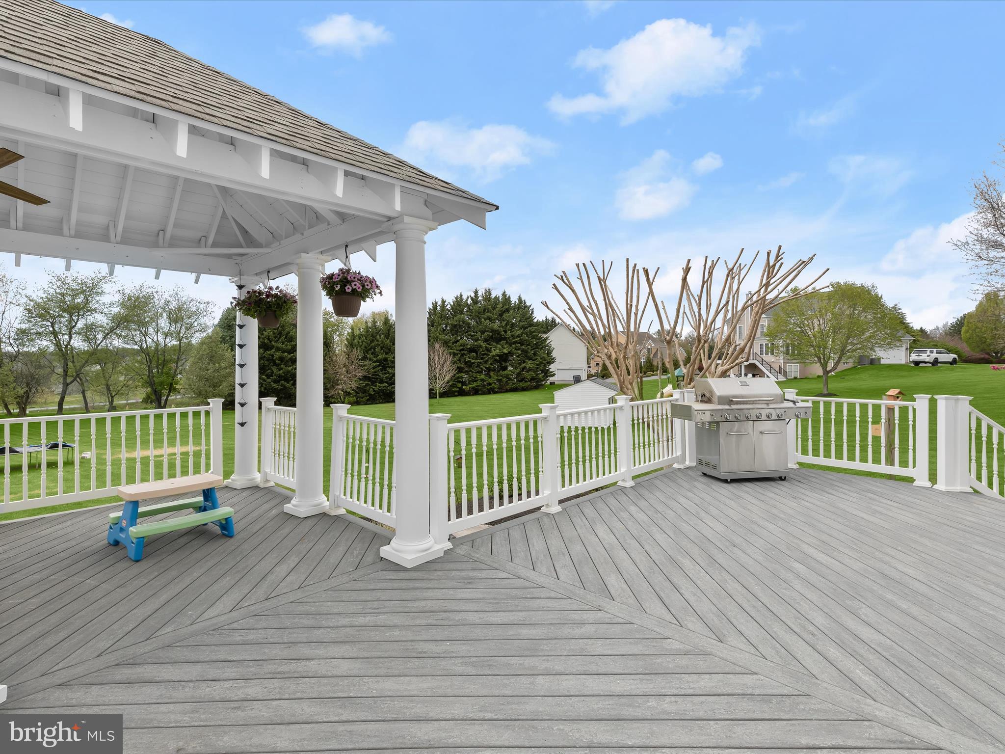 WELLINGTON WEST - Residential