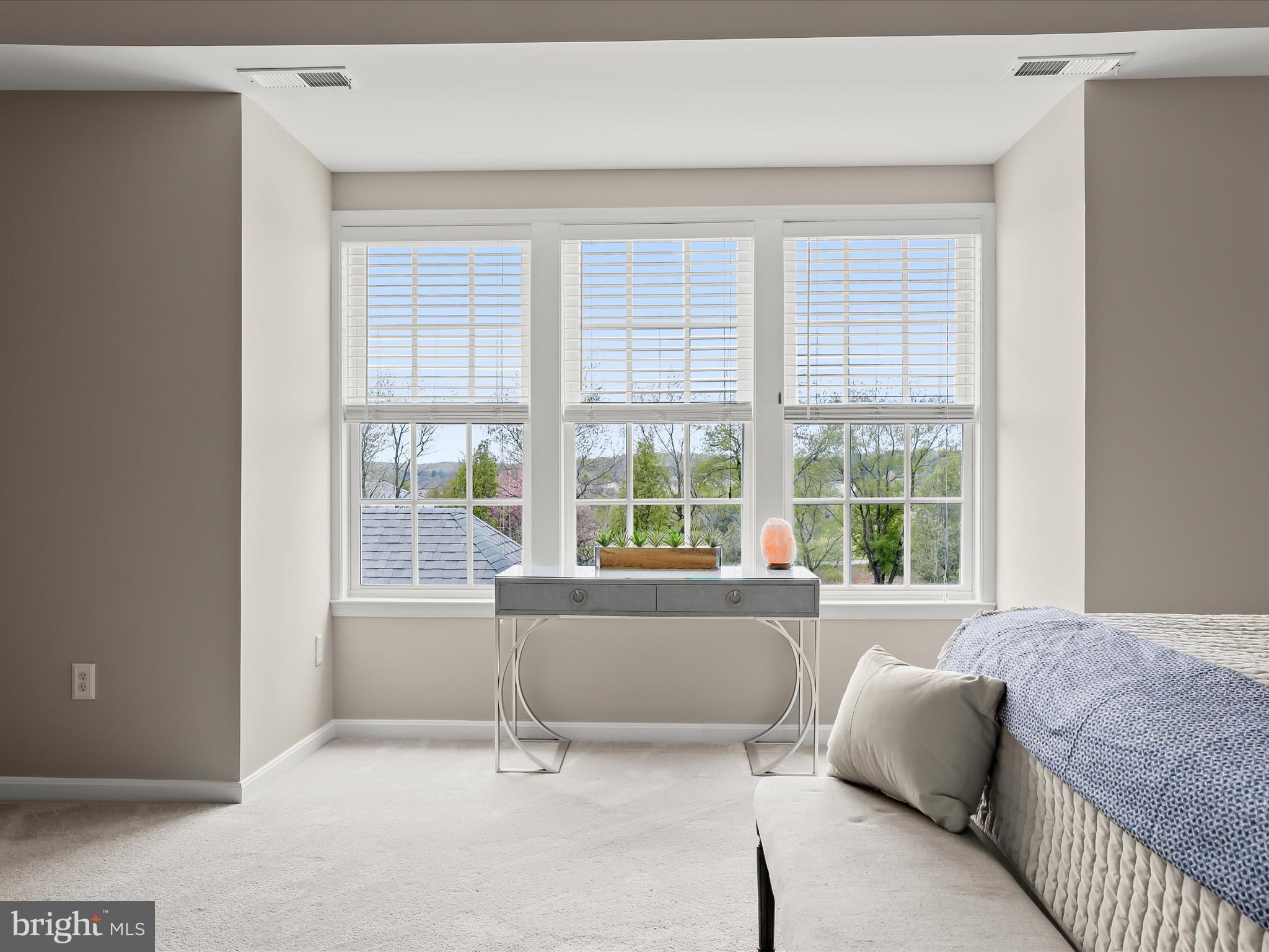 WELLINGTON WEST - Residential