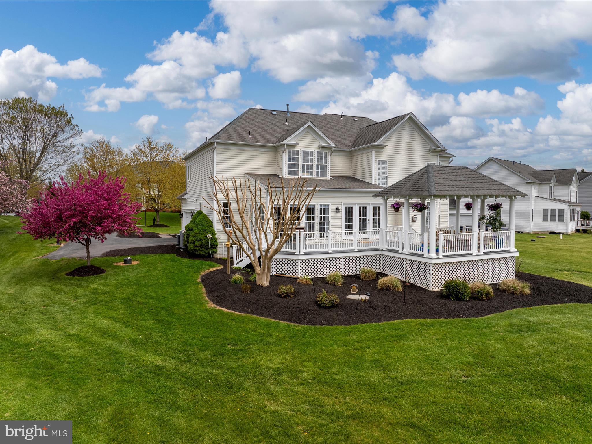 WELLINGTON WEST - Residential